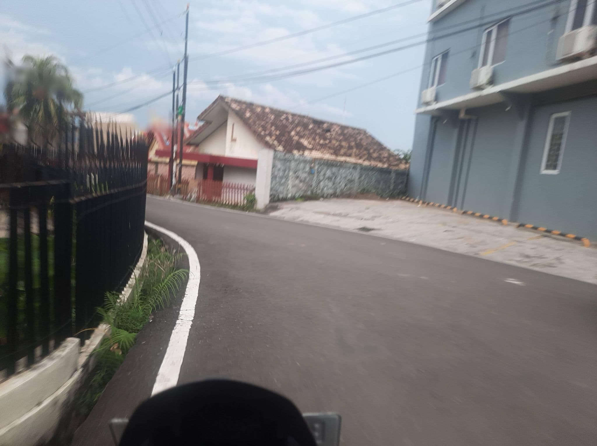 Street view near OYO 616 Express Inn, Palembang — © ghost00 (CC BY-SA · Mapillary)