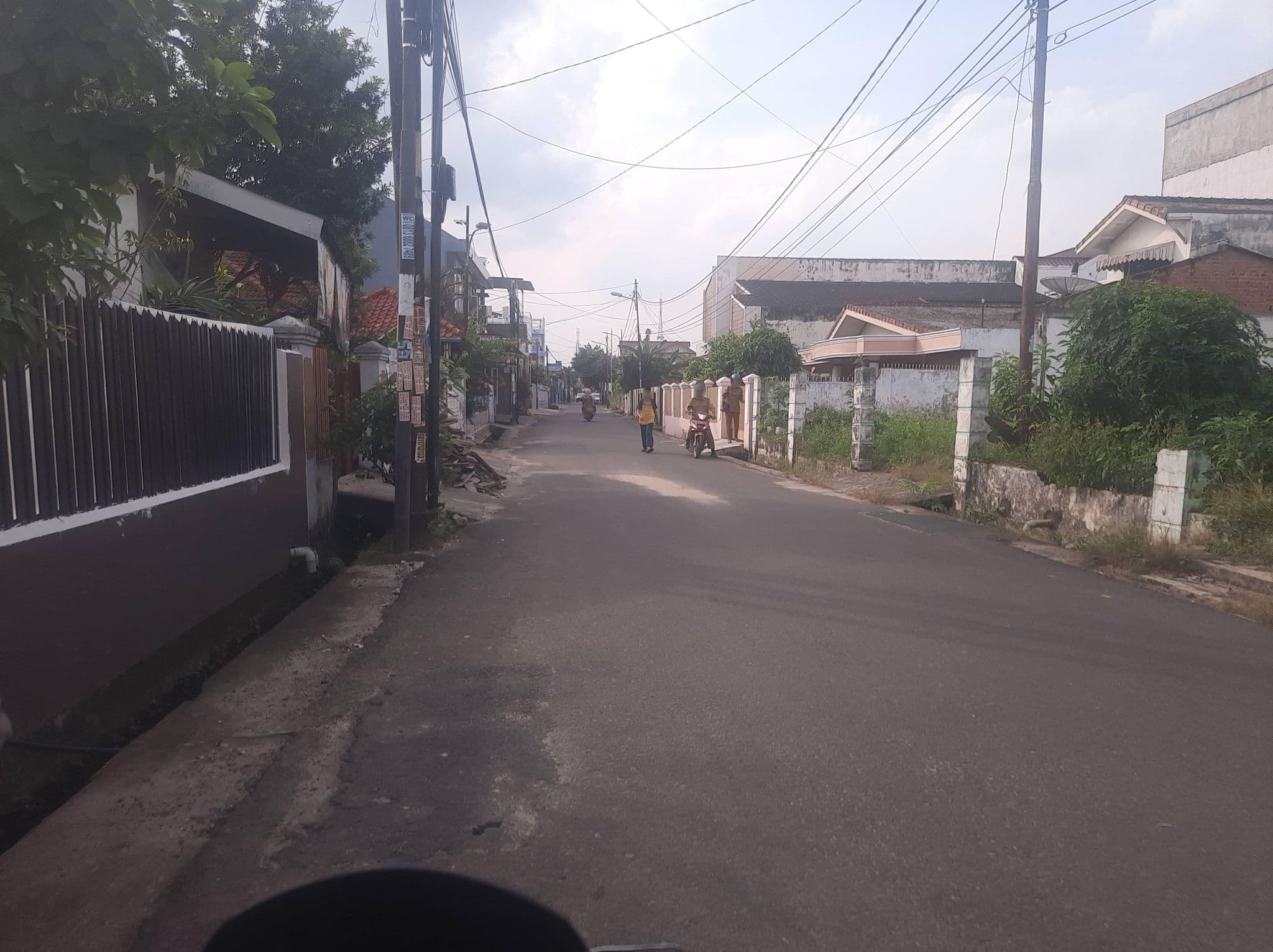 Street view near Reddoorz Plus Near Palembang Icon Mall 2, Palembang — © Kaart_Local (CC BY-SA · Mapillary)