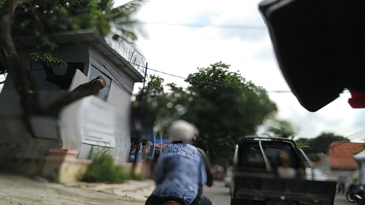Street view near The Alaska Hotel, Semarang