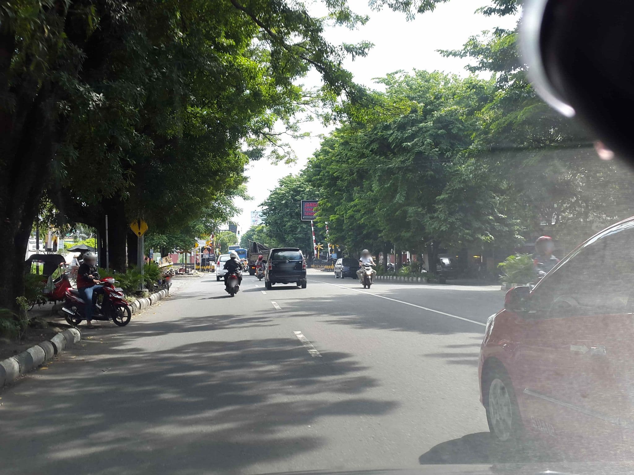 Street view near RedDoors Oerip Sumoharjo Solo, Surakarta — © roadroid (CC BY-SA · Mapillary)