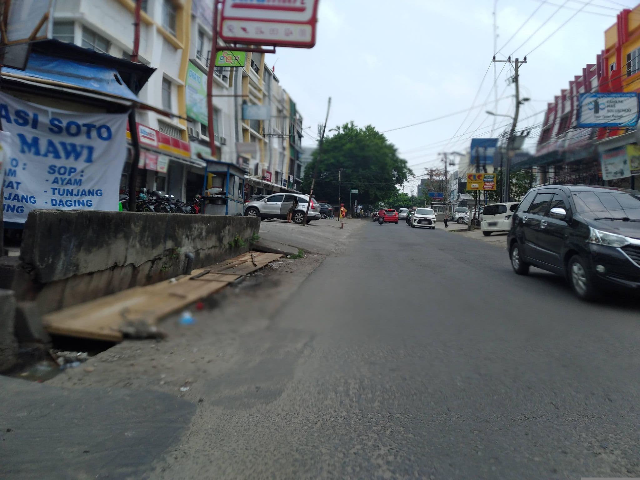 Street view near Lendosis Hotel, Palembang — © Kaart_Local (CC BY-SA · Mapillary)