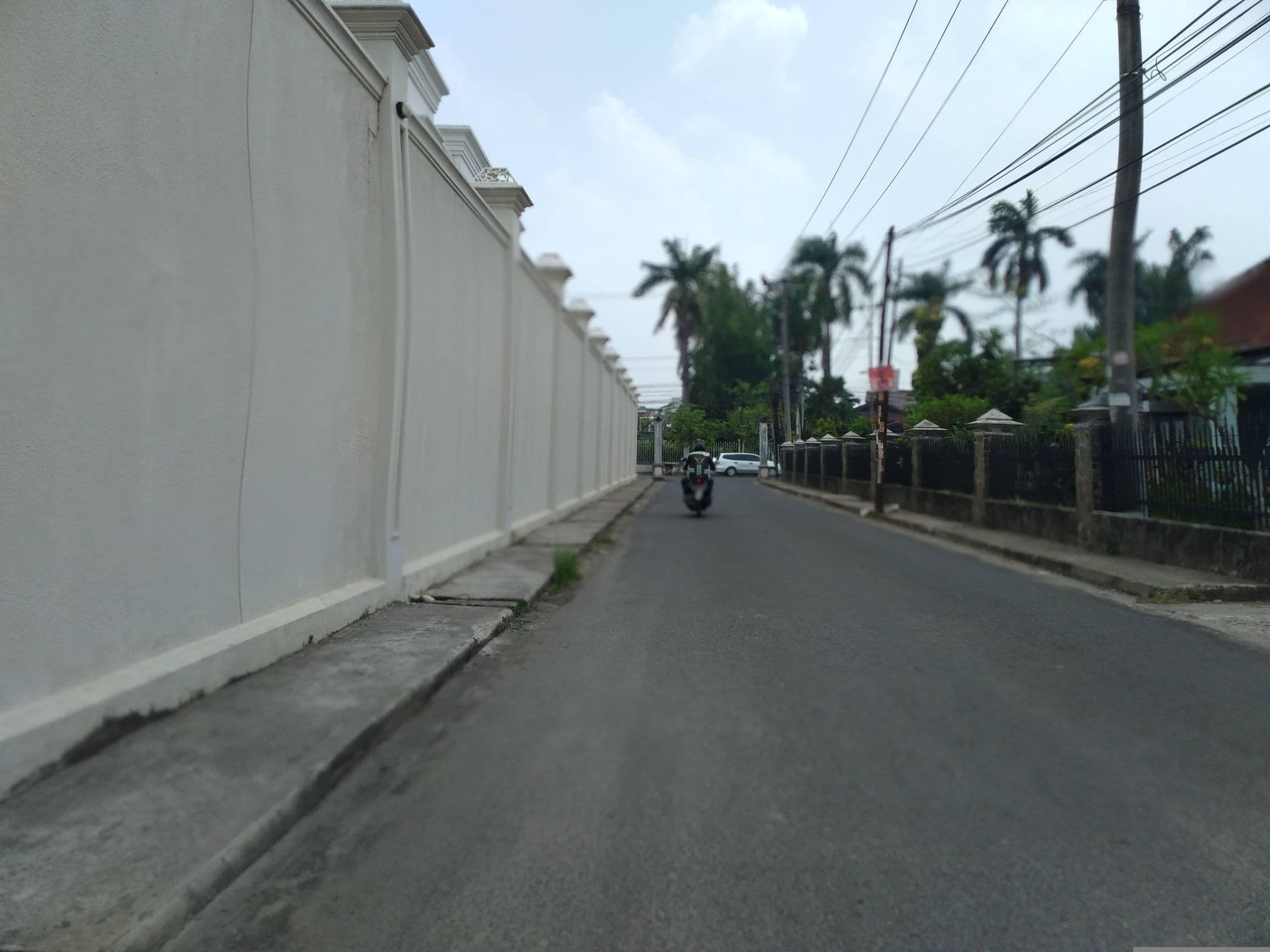 Street view near Wisma Raflesia, Palembang — © Kaart_Local (CC BY-SA · Mapillary)