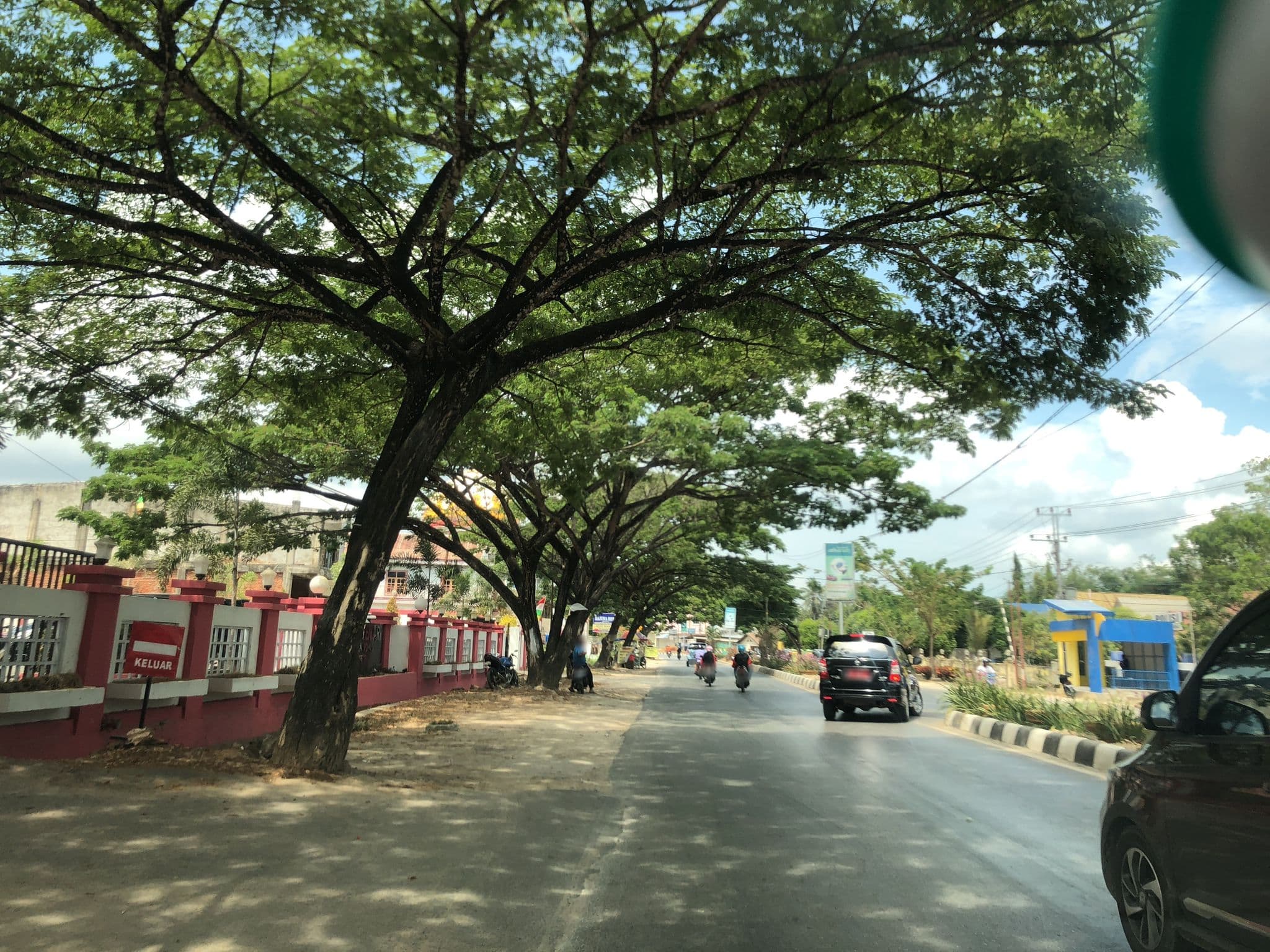 Street view near Penginapan Panisa, Kendari