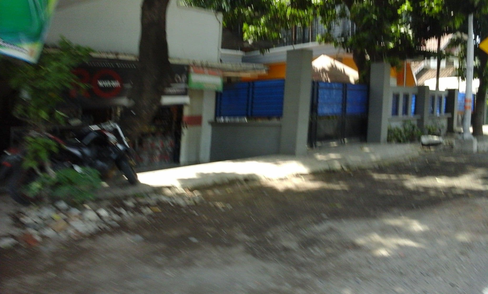 Street view near ijen backpacker, Banyuwangi — © arizalkawamuna (CC BY-SA · Mapillary)