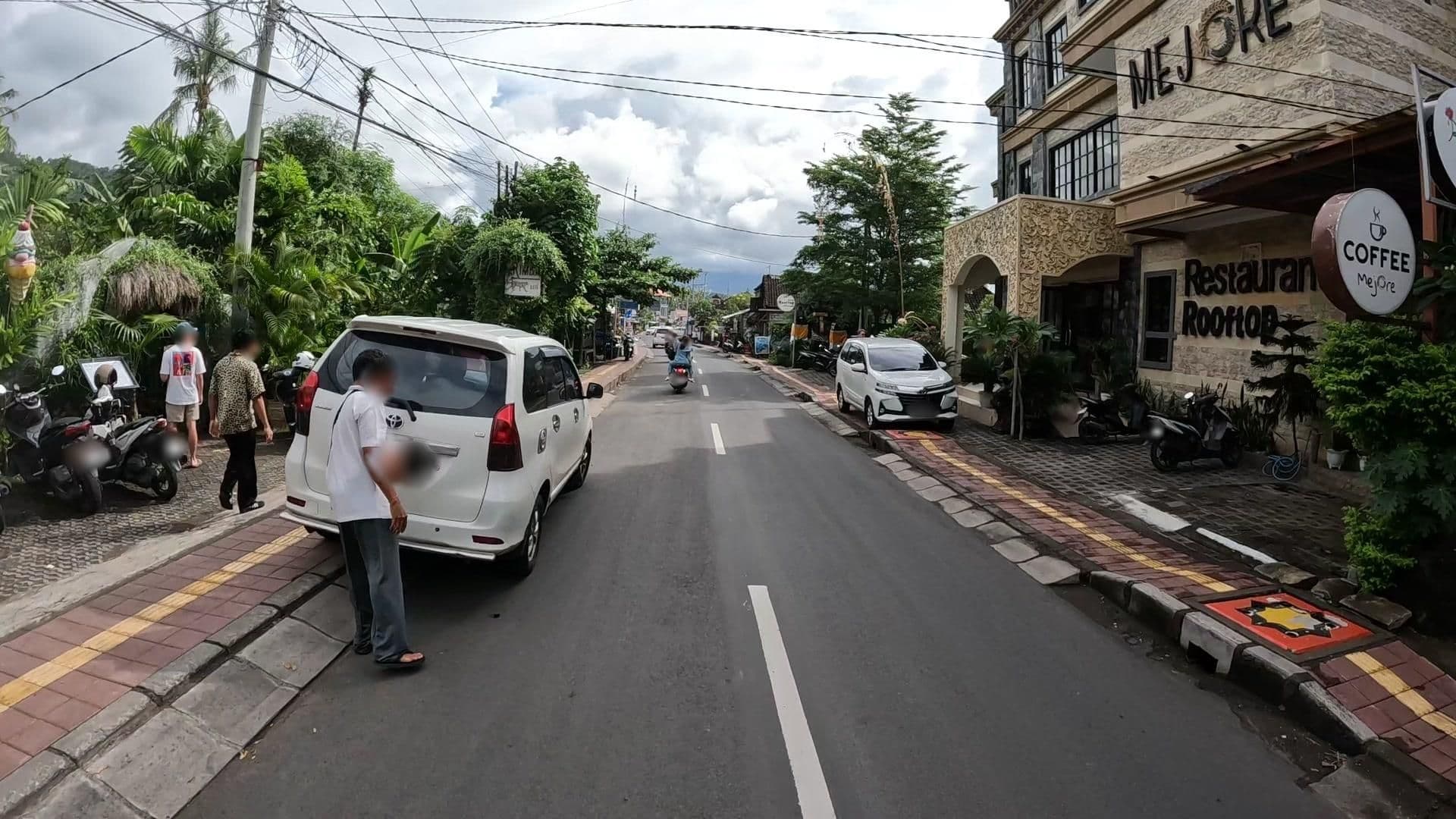 Street view near Mejore, Amlapura — © lucomsky (CC BY-SA · Mapillary)