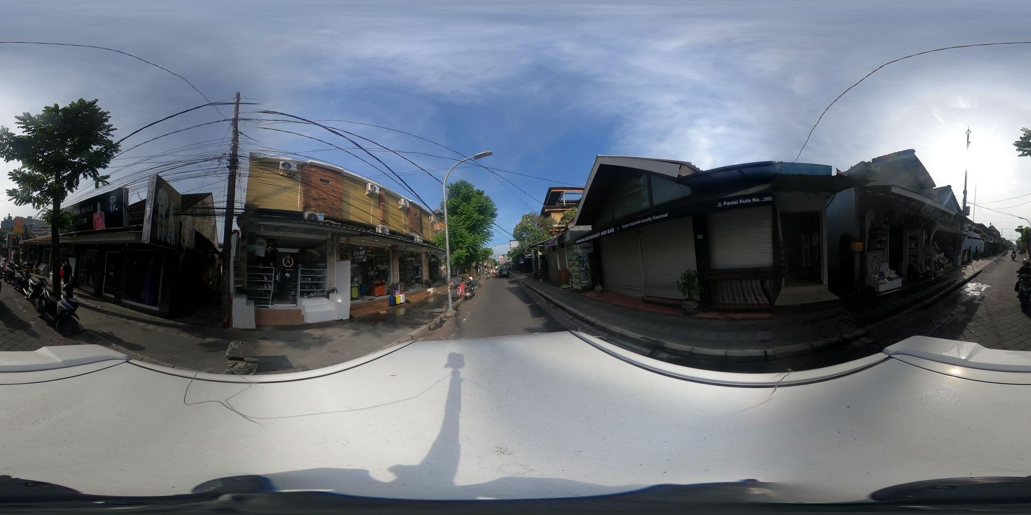 Street view near D’Pande Guesthouse, Kuta