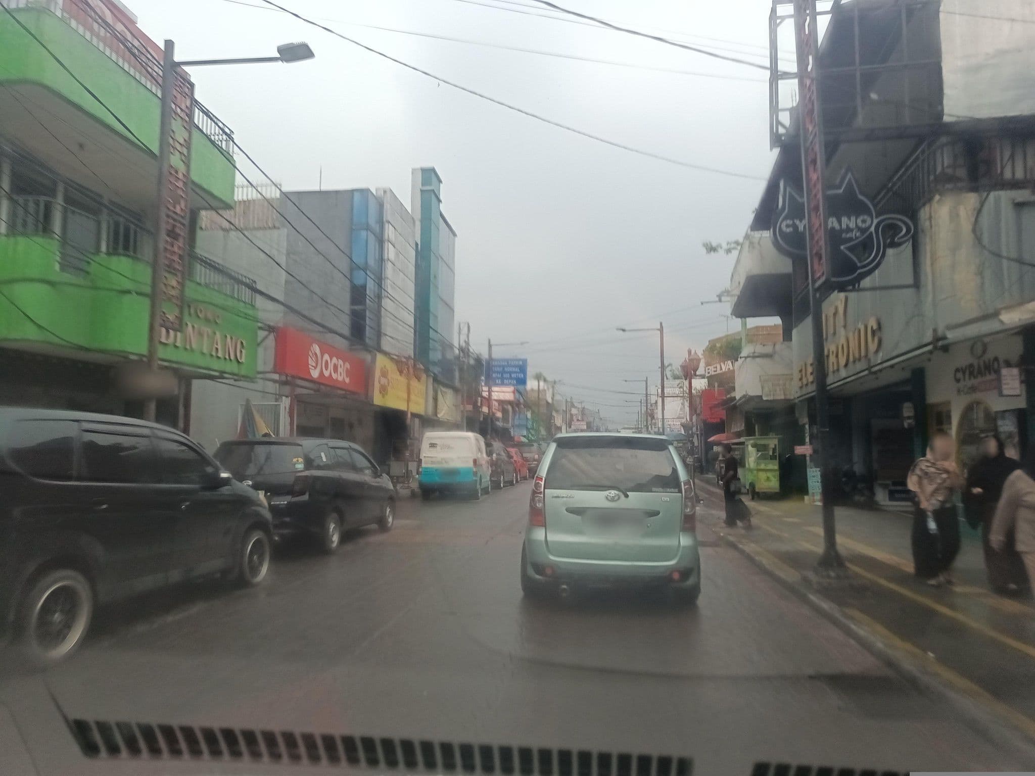 Street view near BELVA huis, Bogor — © hen0ch (CC BY-SA · Mapillary)