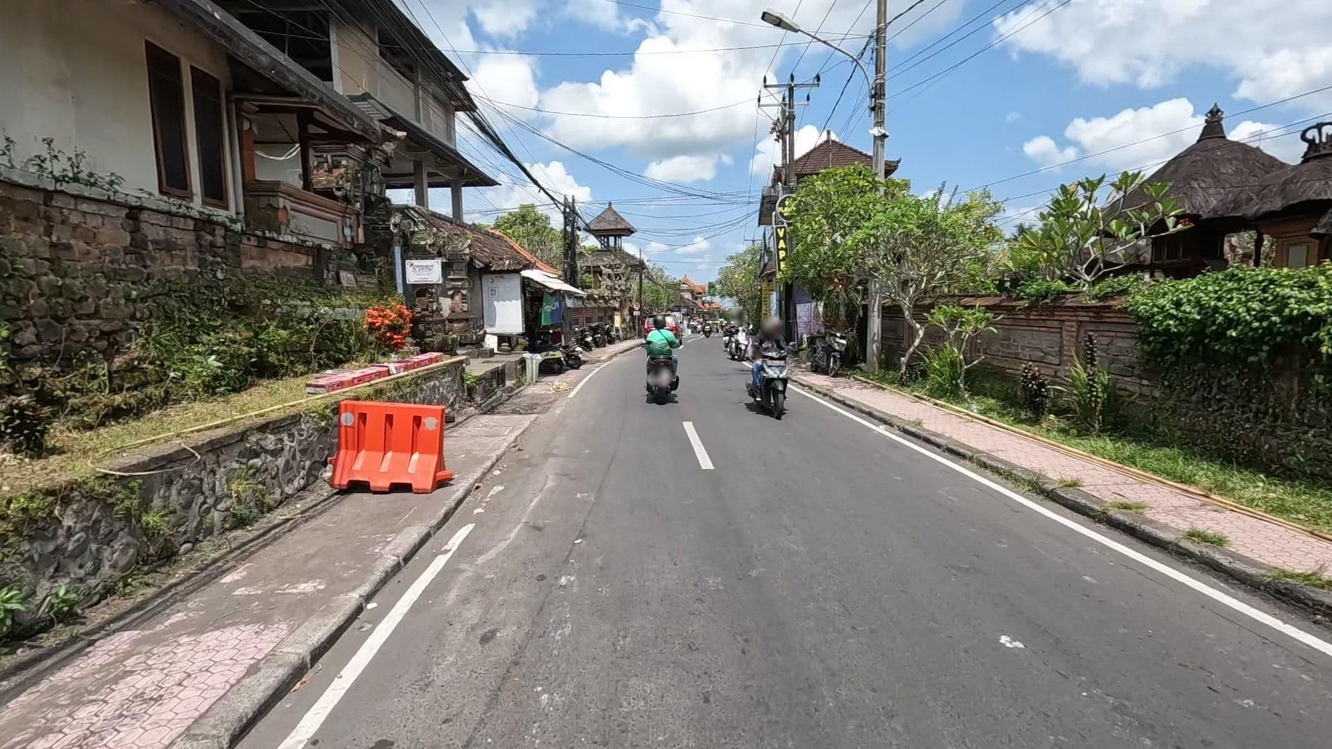 Street view near D’Jero HomeStay, Ubud