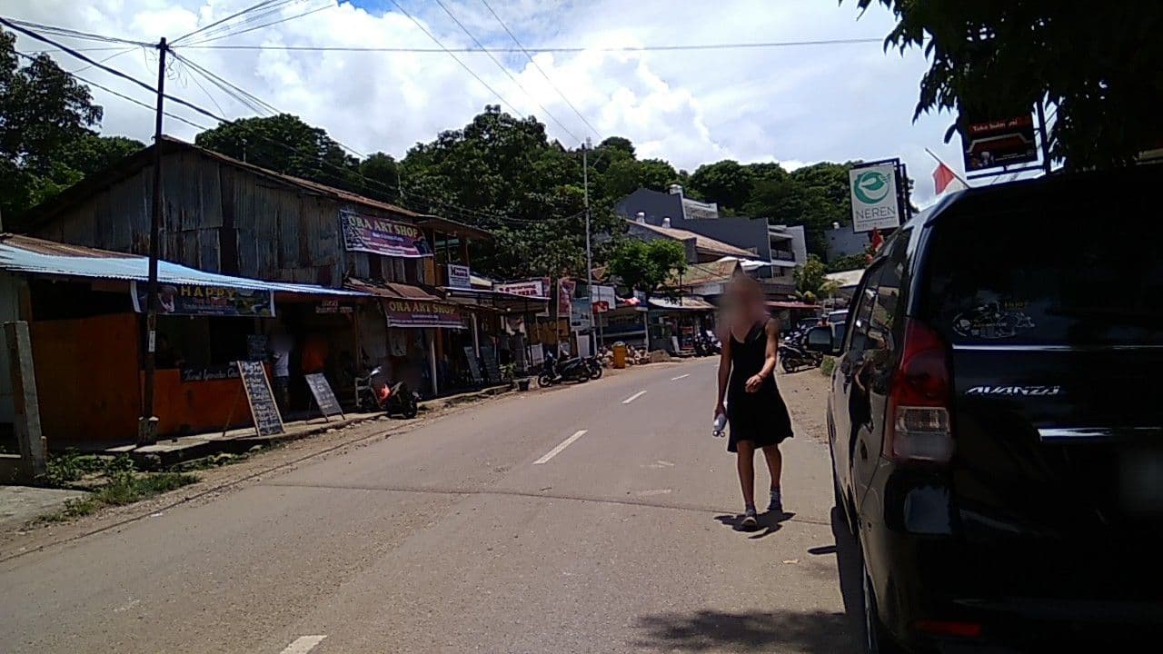 Street view near Pu'u Pau Hostel & Caffee Shop, Labuan Bajo — © rodionoff (CC BY-SA · Mapillary)