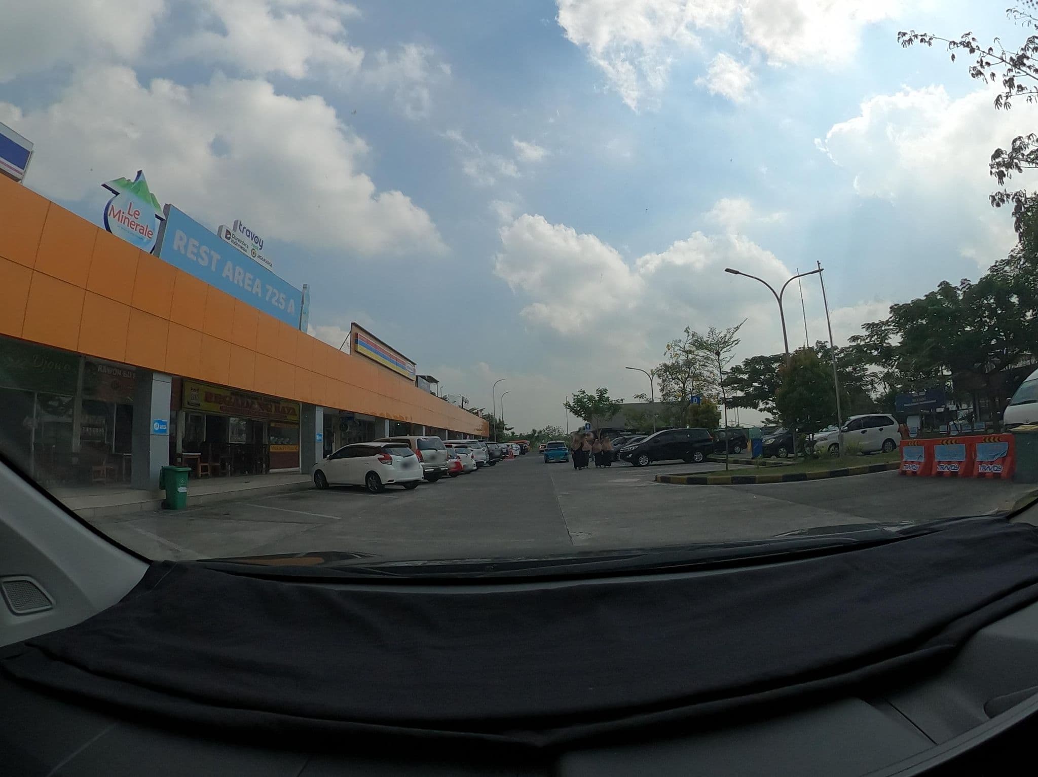 Street view near Rest Area 725 Mojokerto, Krian — © Kaart_Local (CC BY-SA · Mapillary)