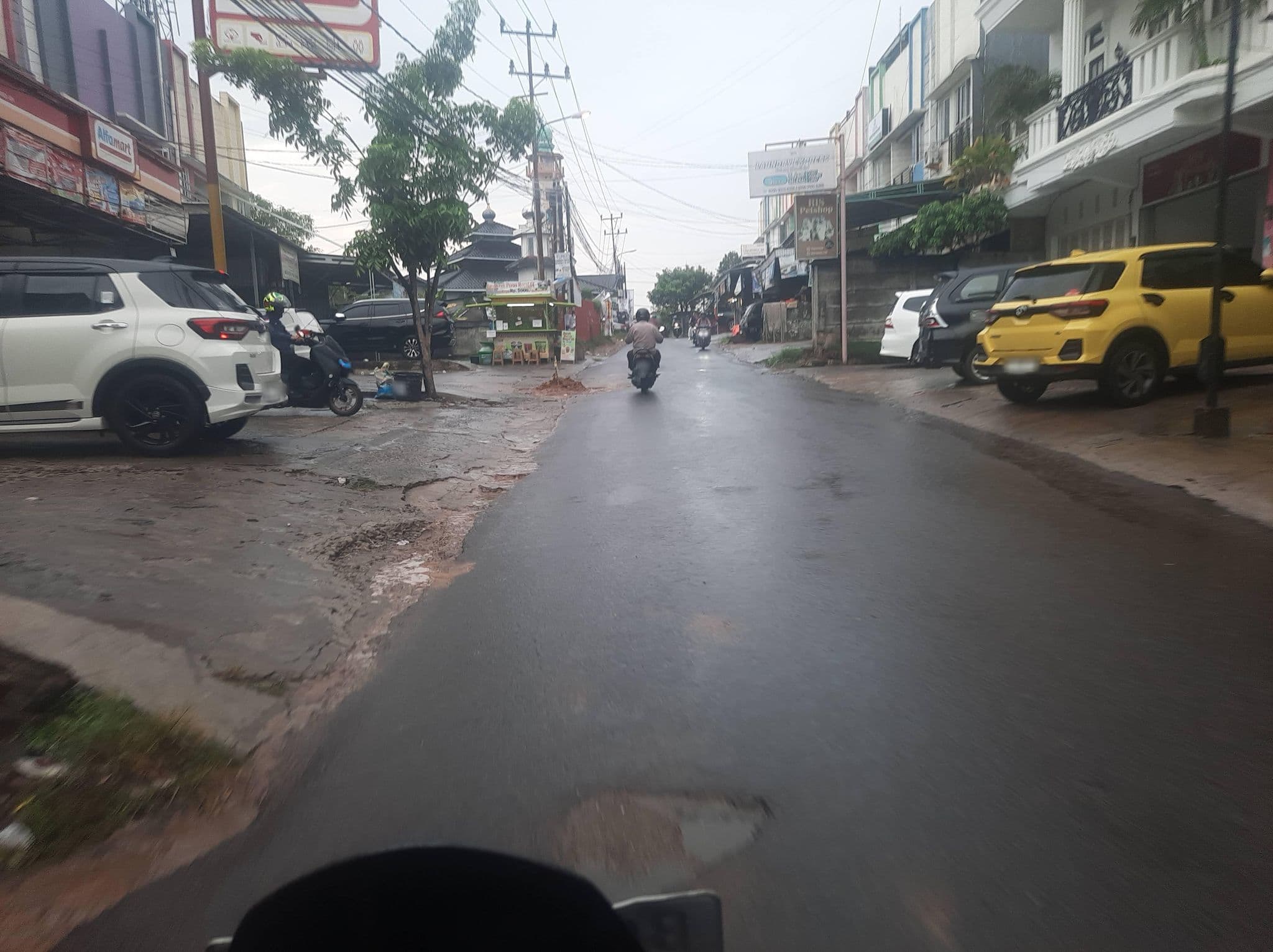 Street view near Cobuchi, Palembang — © Kaart_Local (CC BY-SA · Mapillary)