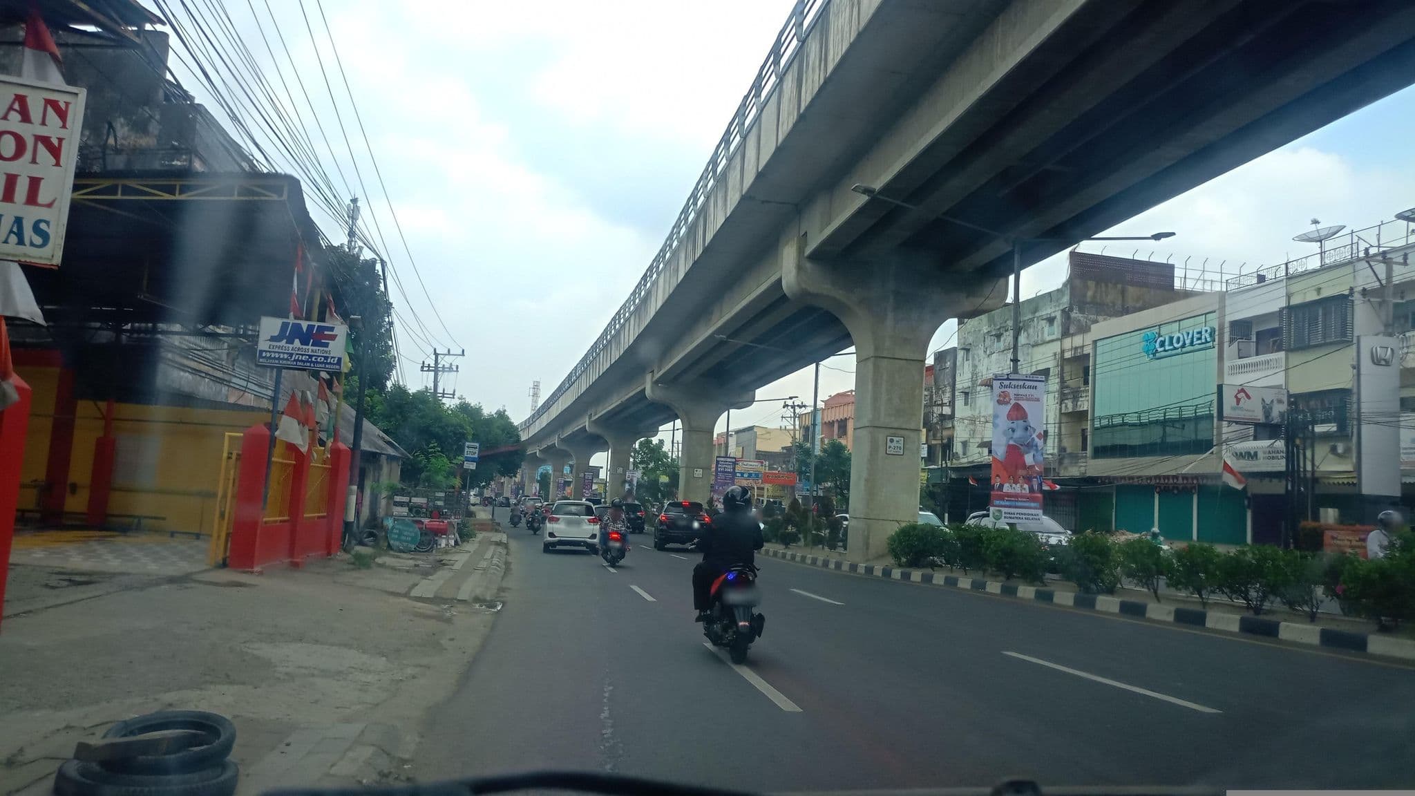 Street view near Mitra Bangunan, Palembang — © Kaart_Local (CC BY-SA · Mapillary)