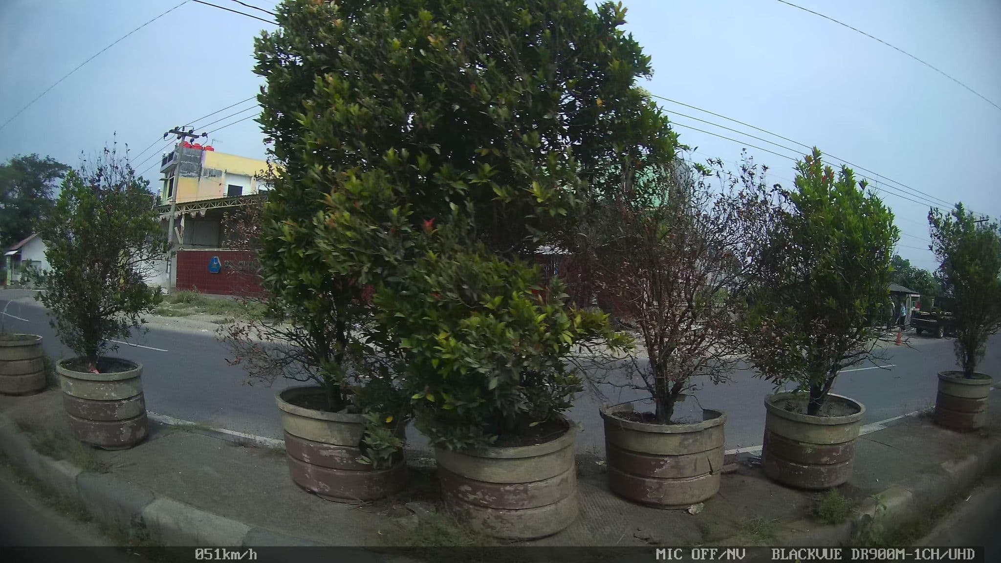 Street view near Wisma Gahalta, Karawang — © kaart_2 (CC BY-SA · Mapillary)