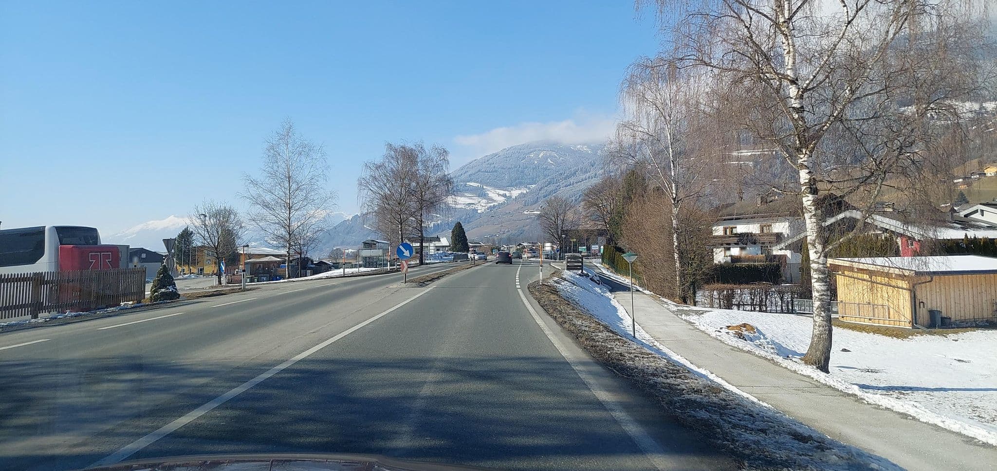 Street view near Gasthof Stubacher Hof, Uttendorf — © gzin (CC BY-SA · Mapillary)
