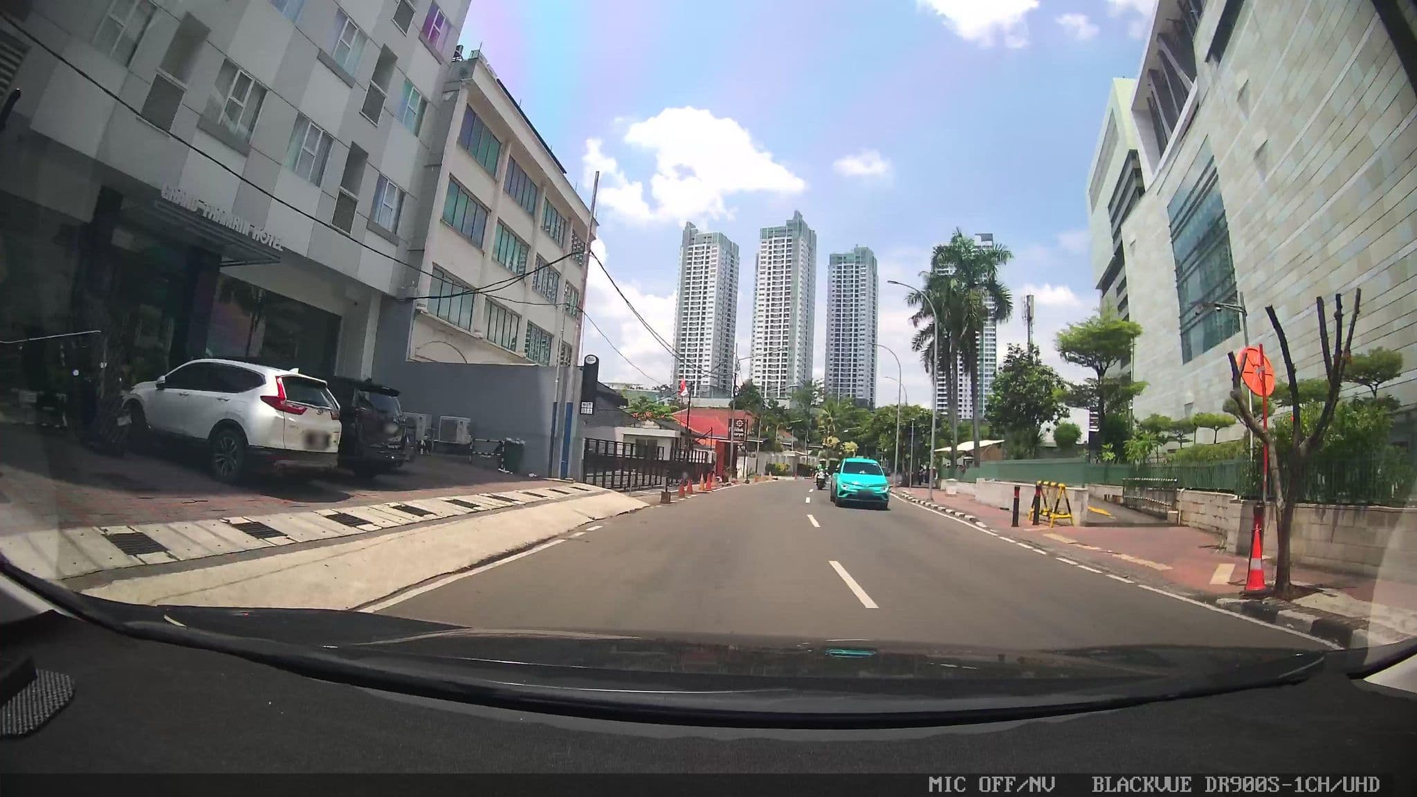 Street view near Grand Thamrin Hotel, Jakarta