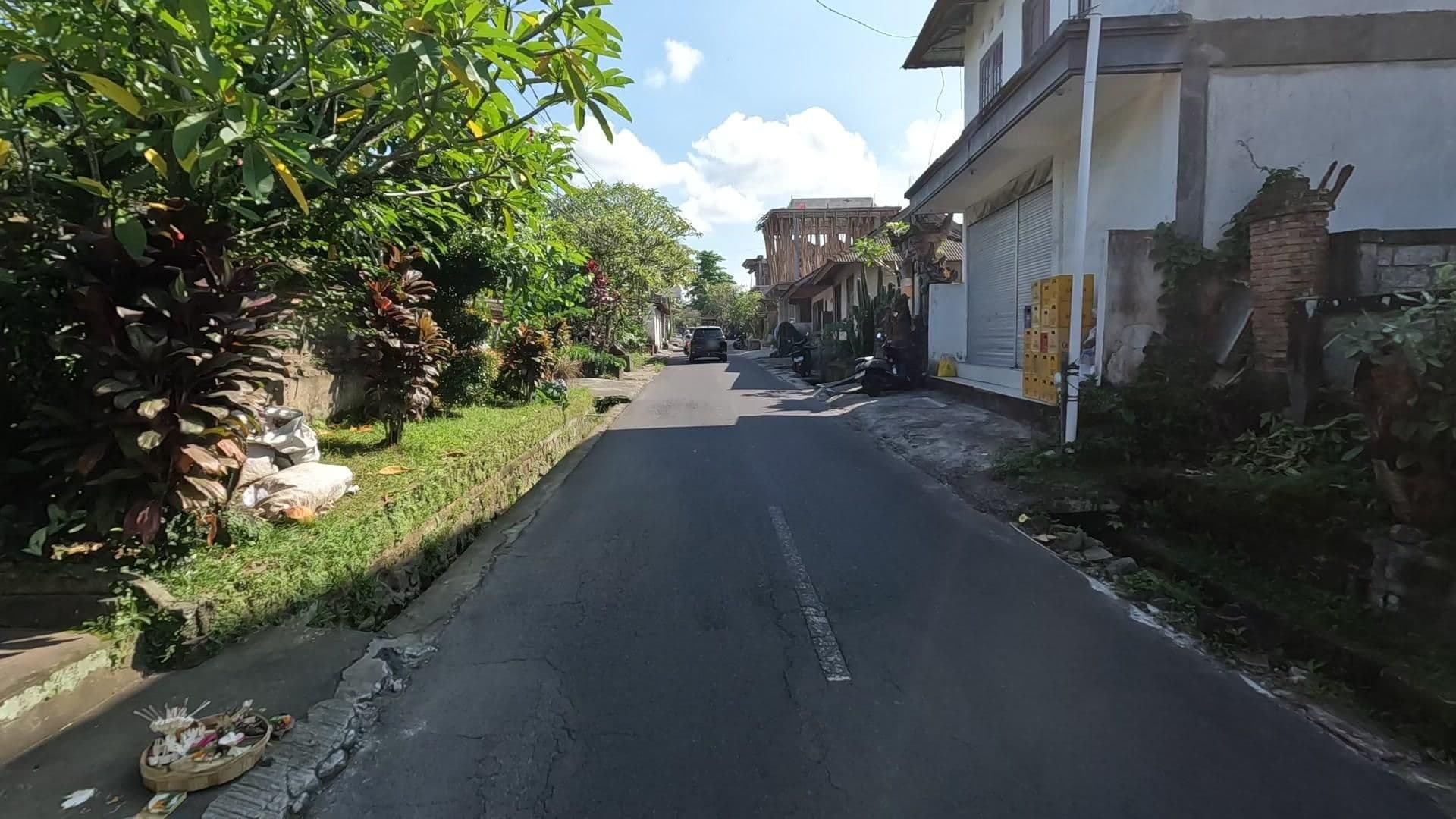 Street view near Umah Kayu, Ubud