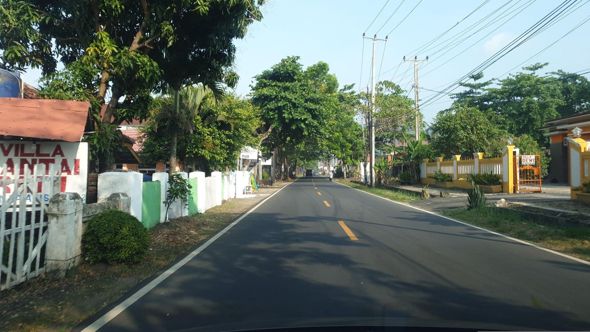 Street view near villa dewi, Pelabuhanratu — © Kaart_Local (CC BY-SA · Mapillary)