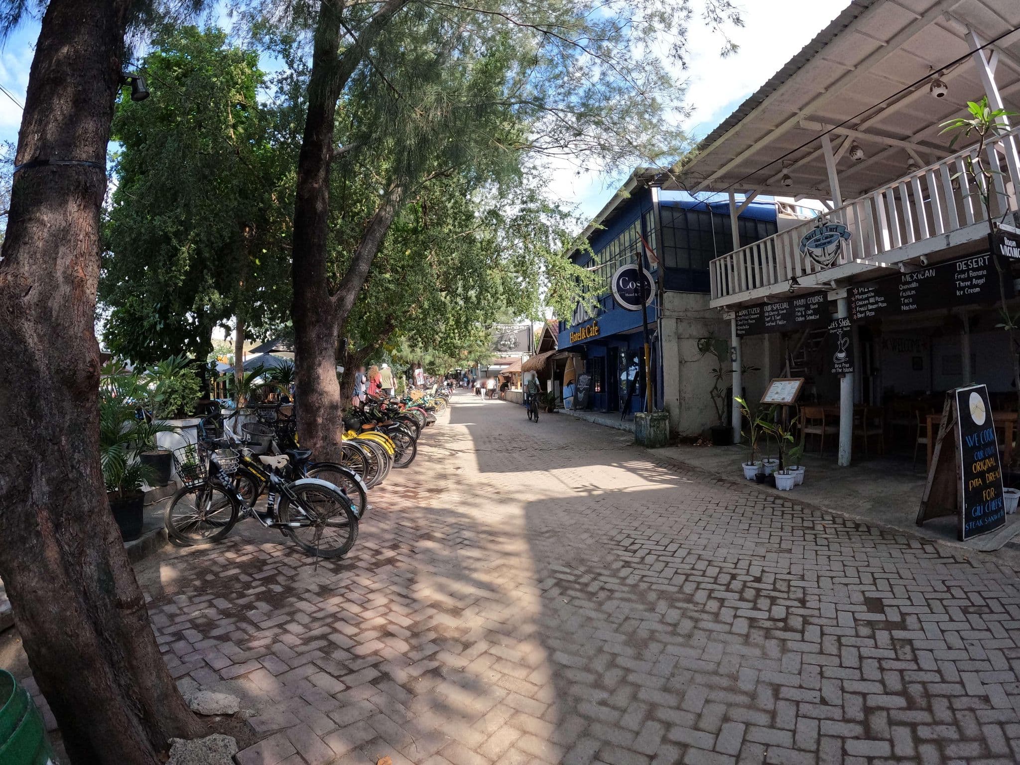 Street view near Cosè Hotel & Cafe, Gili Trawangan