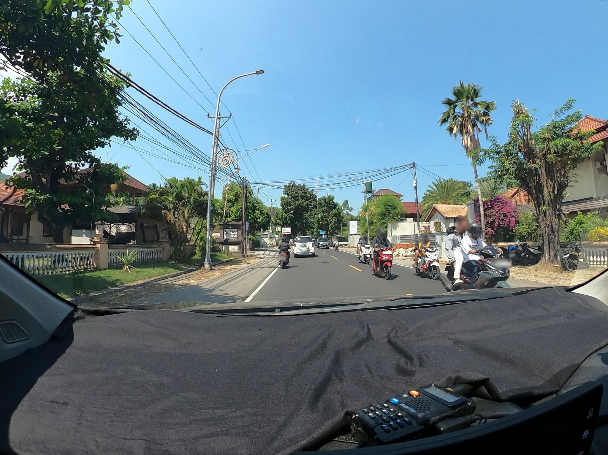 Street view near Dalia Budget Hotel, Senggigi — © Kaart_Local (CC BY-SA · Mapillary)