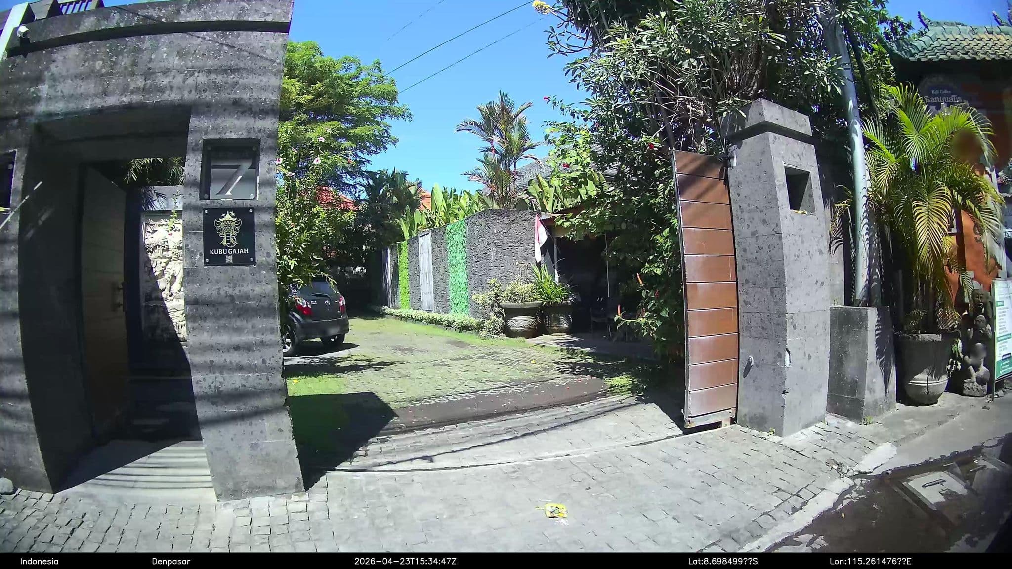 Street view near Kubu Gajah Villas, Sanur