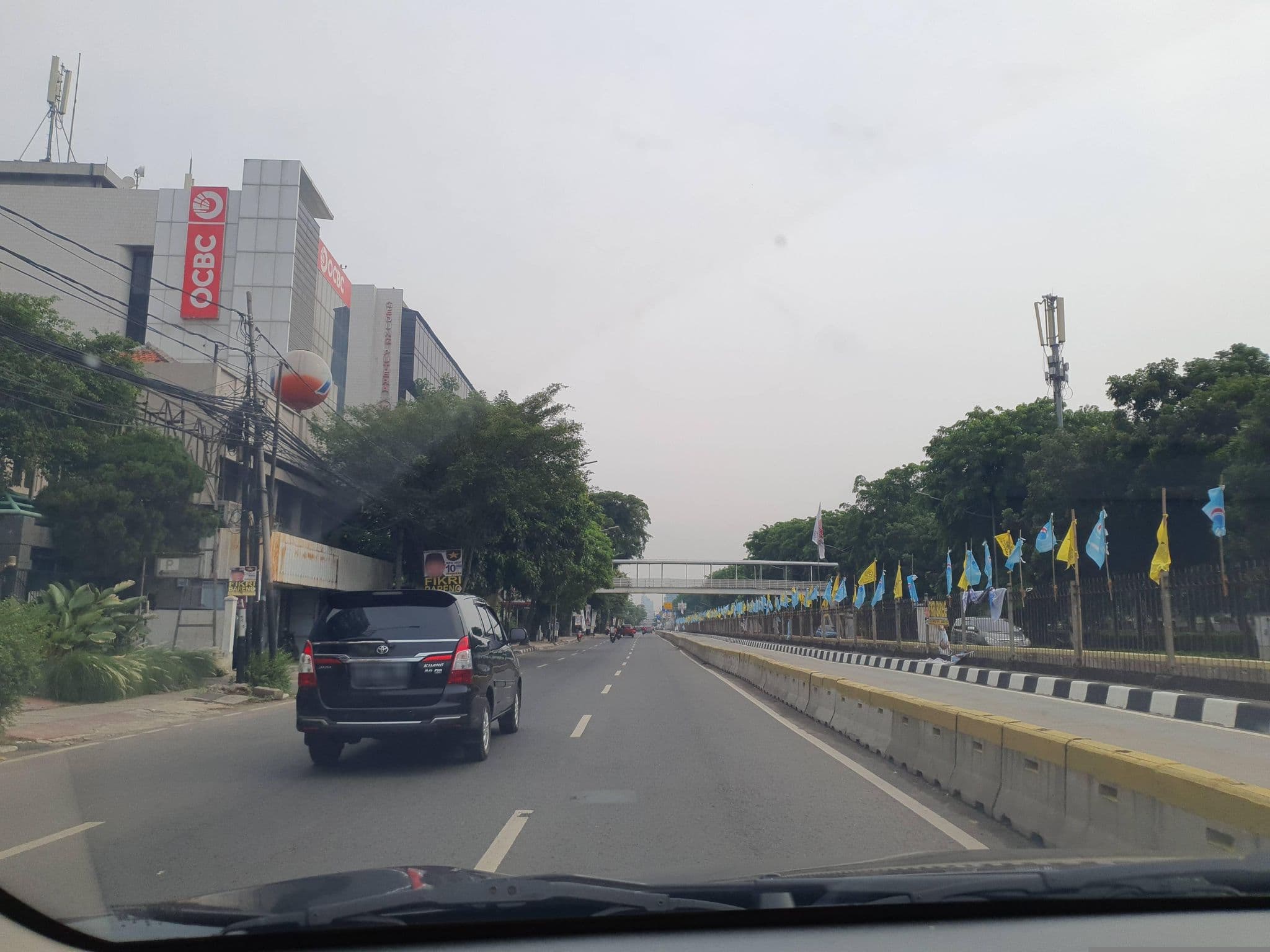 Street view near OYO Townhouse 2 Hotel Gunung Sahari, Jakarta