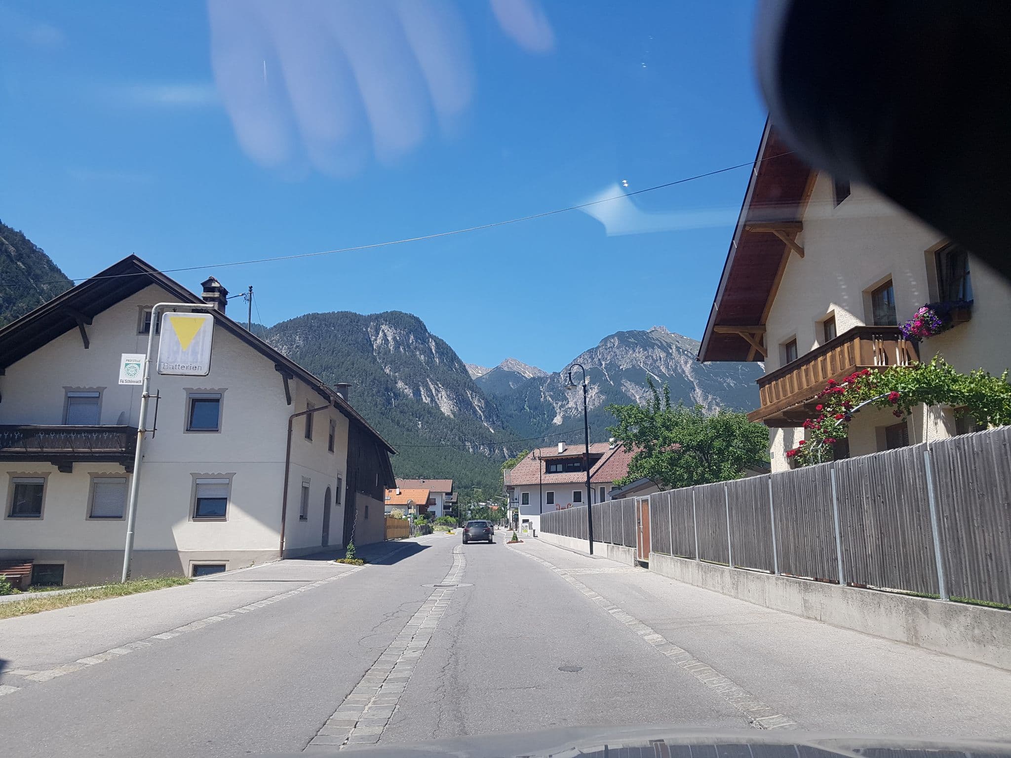 Street view near Sterzinger Hotel Post, Nassereith — © dsmm (CC BY-SA · Mapillary)
