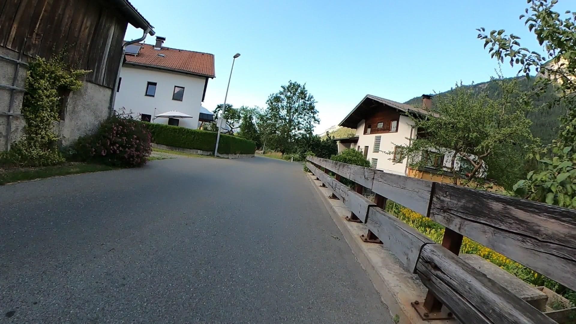 Street view near Loiserhof, Weissenbach am Lech