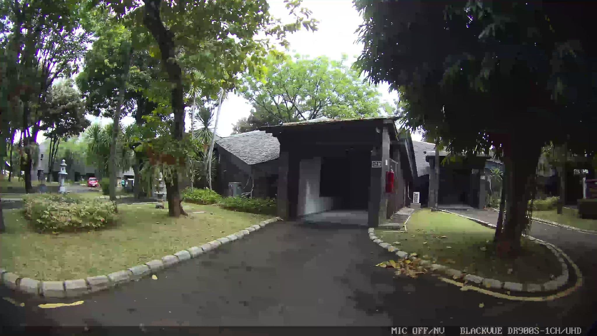 Street view near Pari, Jakarta