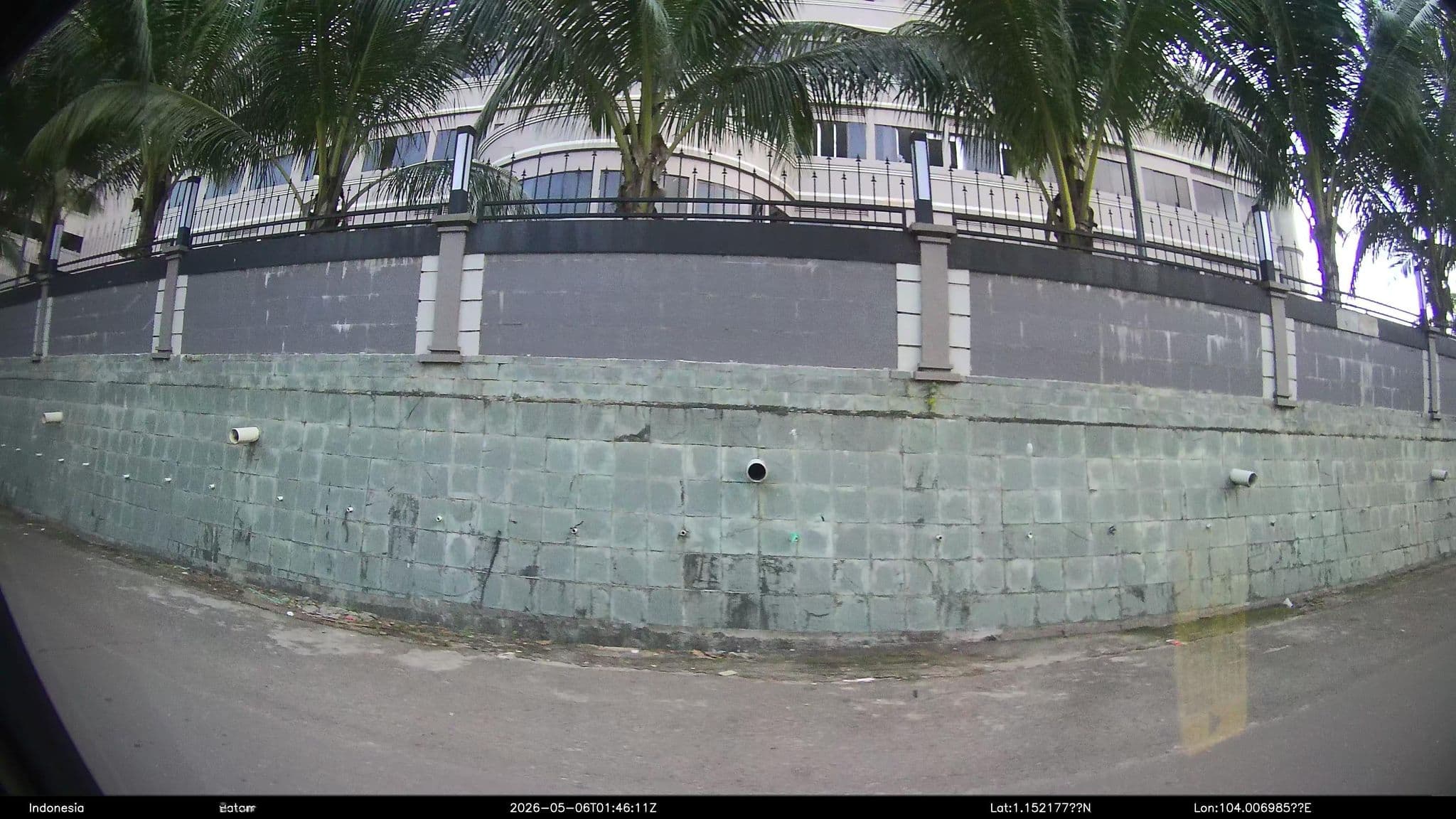 Street view near Planet Holiday Hotel, Batam