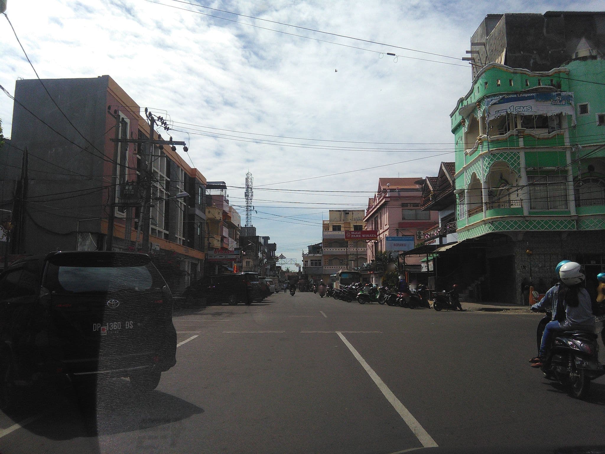 Street view near Hotel Siswa, Parepare — © hanifarafah (CC BY-SA · Mapillary)