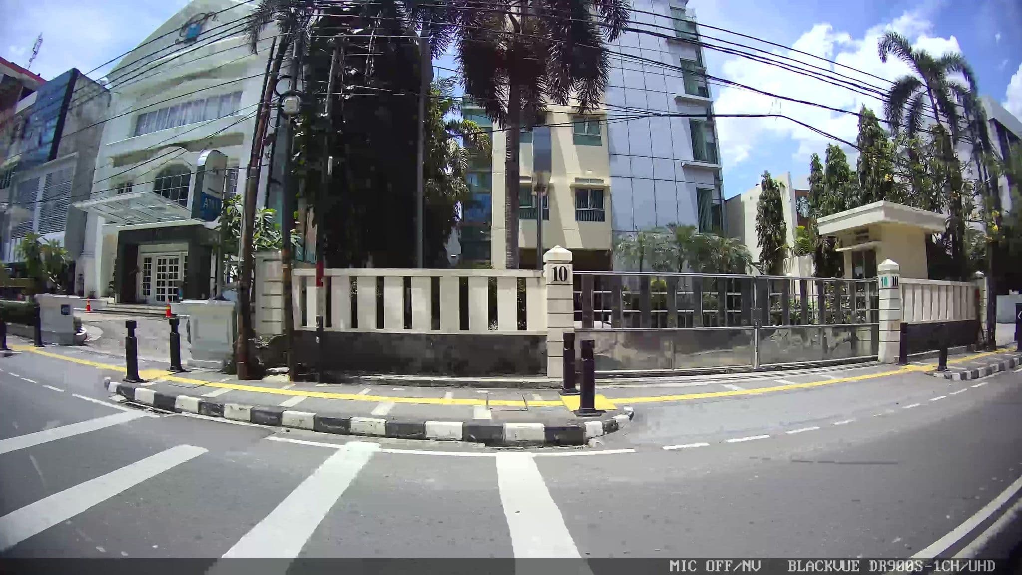 Street view near Blue Sky Pandurata Boutique Hotel, Jakarta
