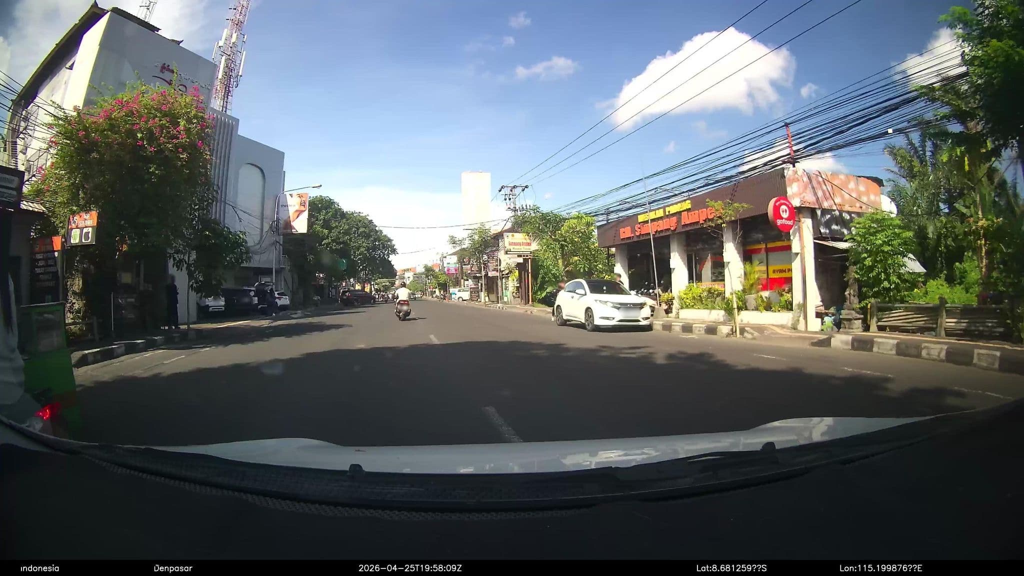 Street view near Hotel Luxio, Denpasar