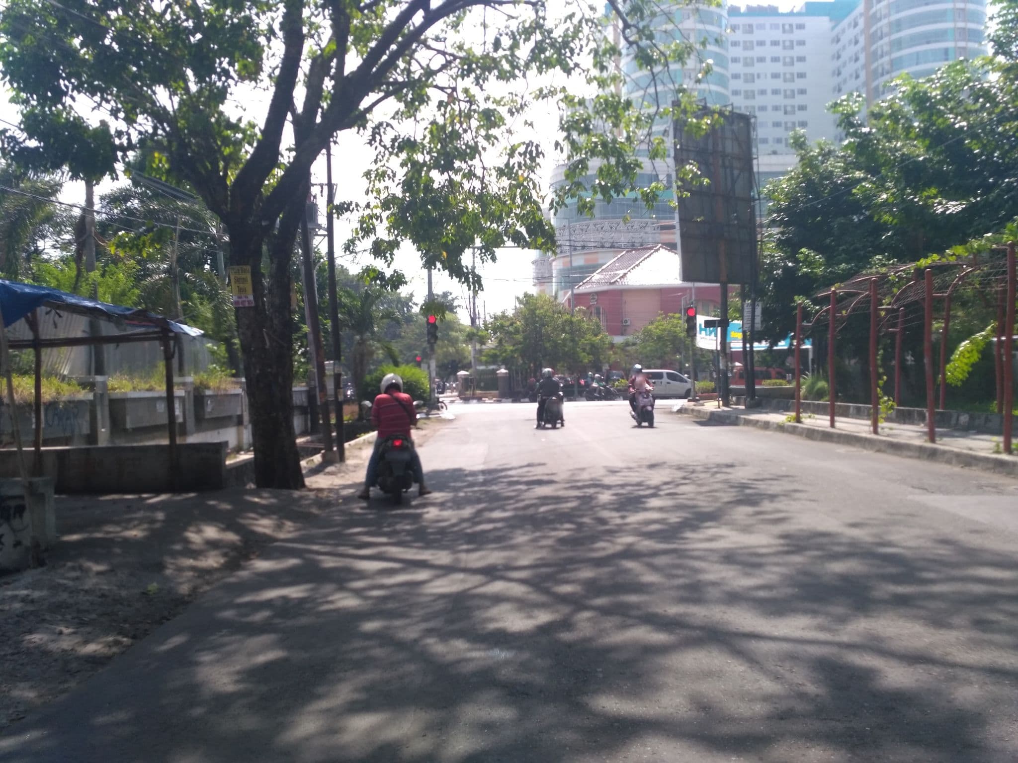Street view near Haka Hotels, Semarang