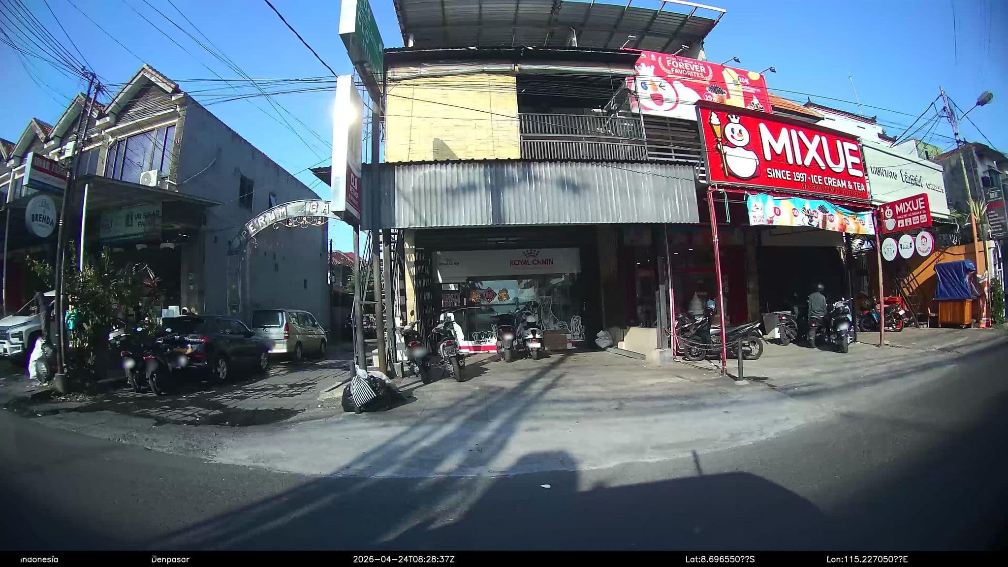 Street view near Hotel Wisata Indah, Sanur