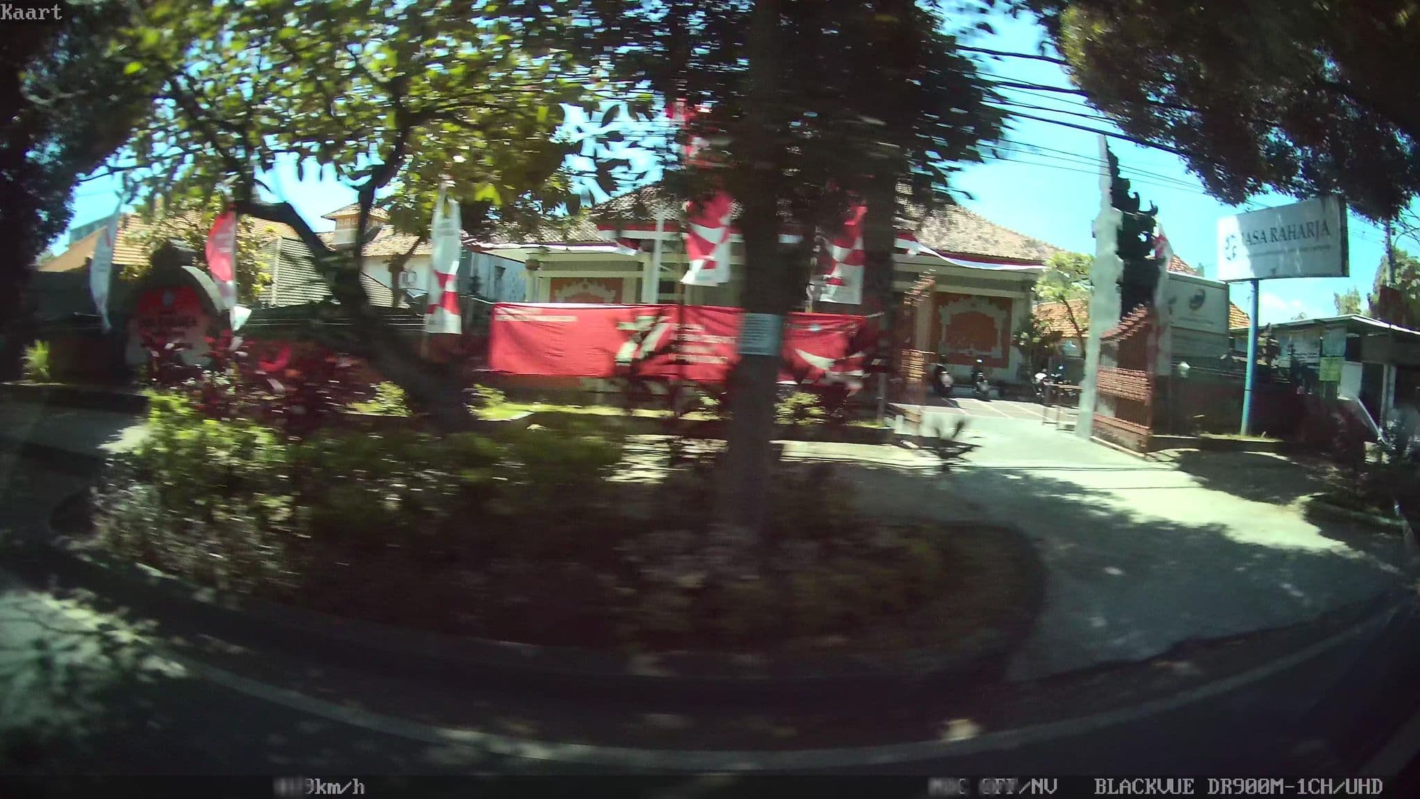 Street view near Hotel Grand Wijaya, Singaraja — © kaart_2 (CC BY-SA · Mapillary)