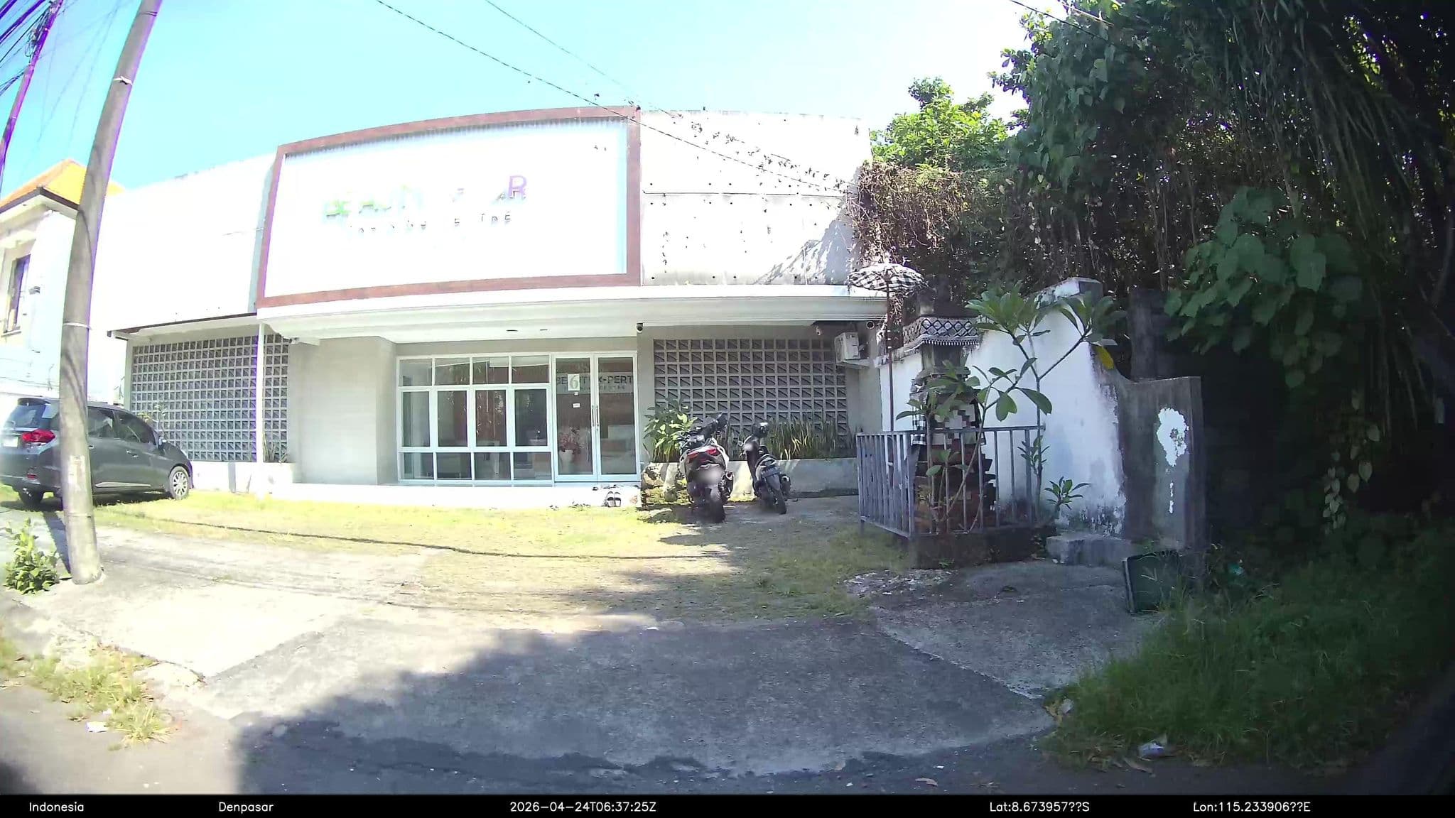 Street view near Cityzen Renon, Sanur — © Kaart---RIGHT (CC BY-SA · Mapillary)