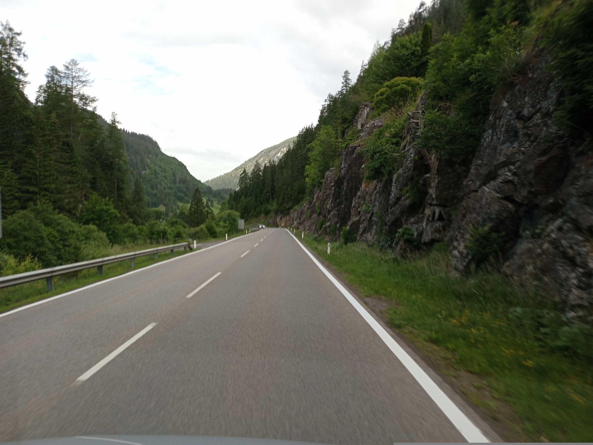 Street view near Gästehaus Huber, Pettneu