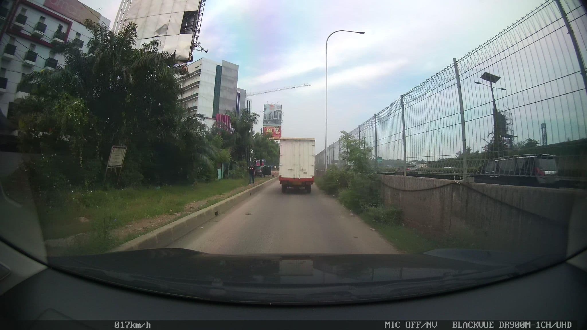 Street view near Amaris Hotel, Teluknaga — © kaart_2 (CC BY-SA · Mapillary)