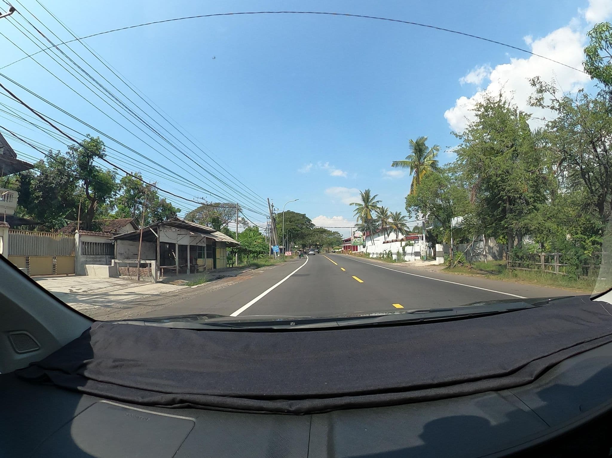 Street view near Hotel Datani Nihil, Besuki — © Kaart_Local (CC BY-SA · Mapillary)