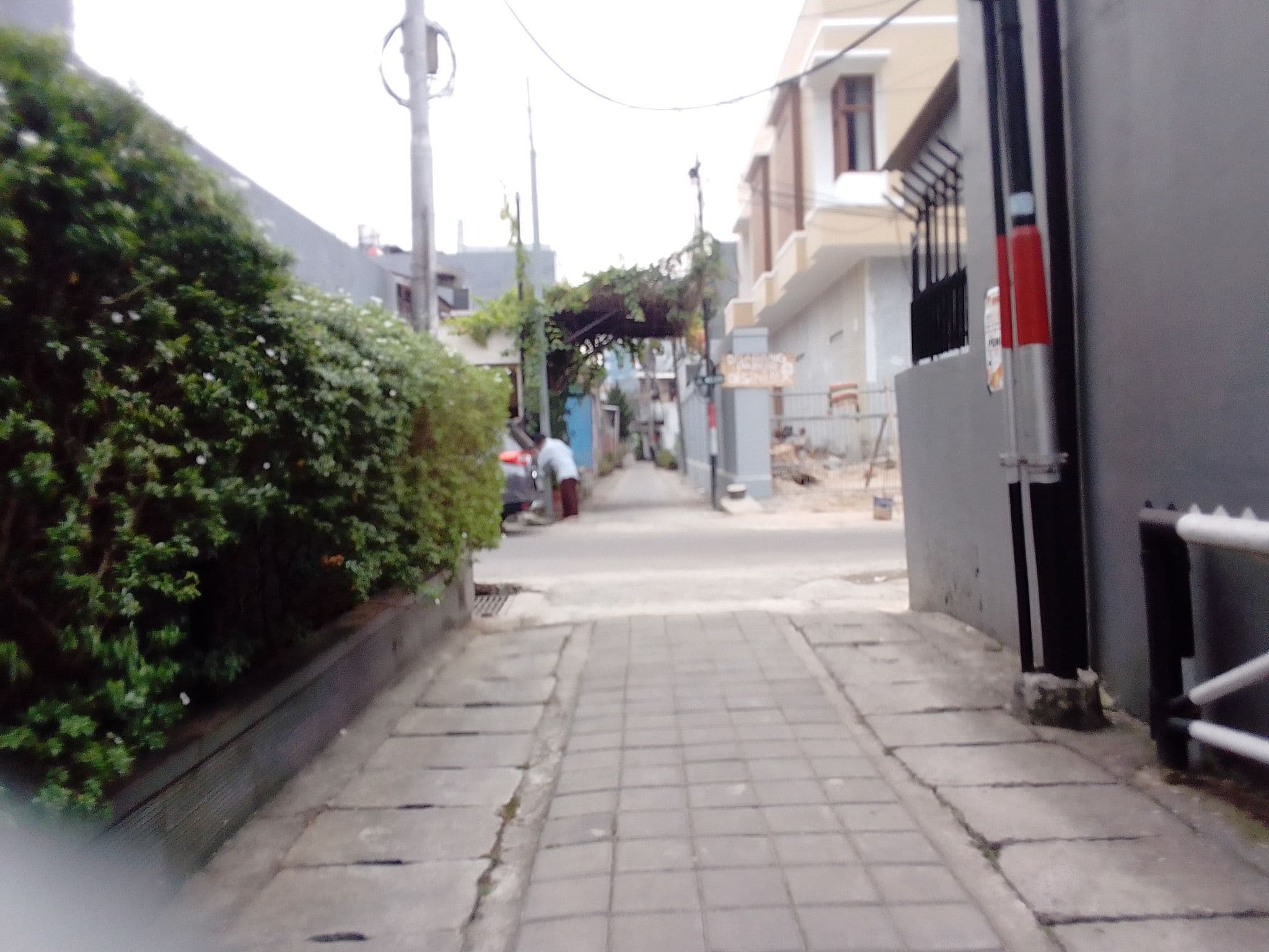 Street view near GoKosTel W3, Jakarta — © hafiedsh22 (CC BY-SA · Mapillary)