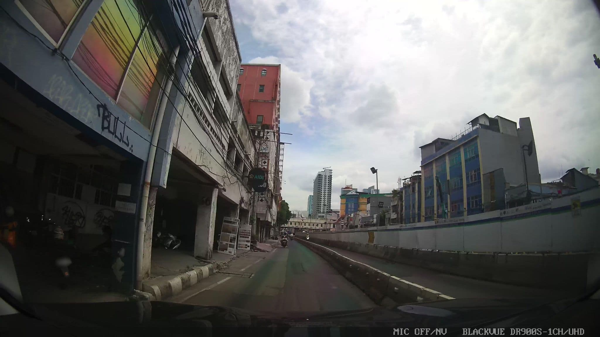 Street view near Hotel Pancoran Jaya, Jakarta — © Kaart---FRONT (CC BY-SA · Mapillary)