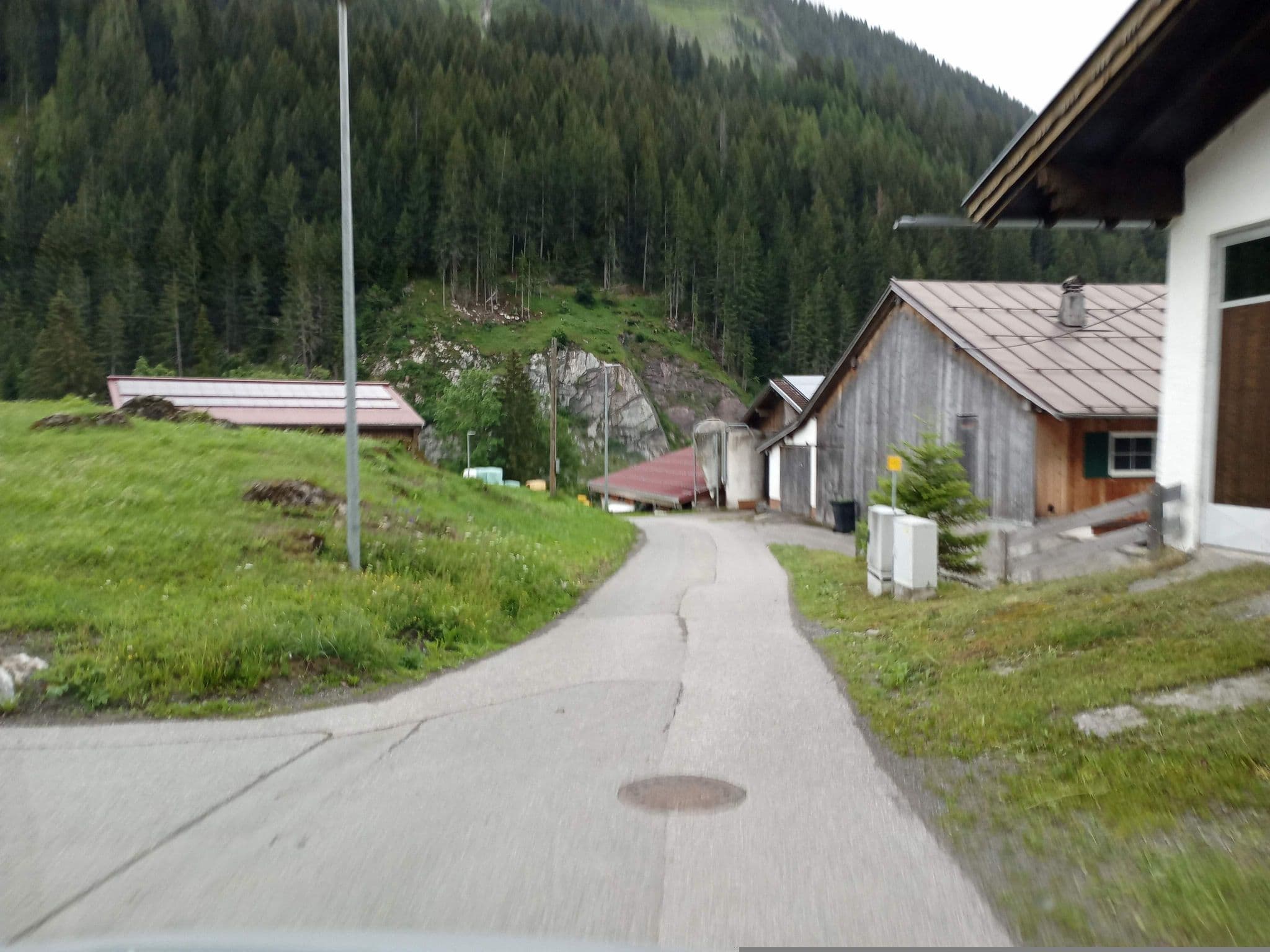 Street view near Hammerle, Pettneu — © atze02 (CC BY-SA · Mapillary)
