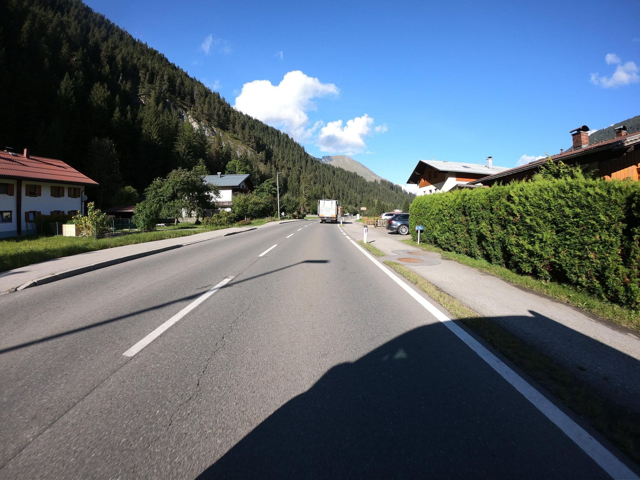 Street view near Drexel, Pettneu