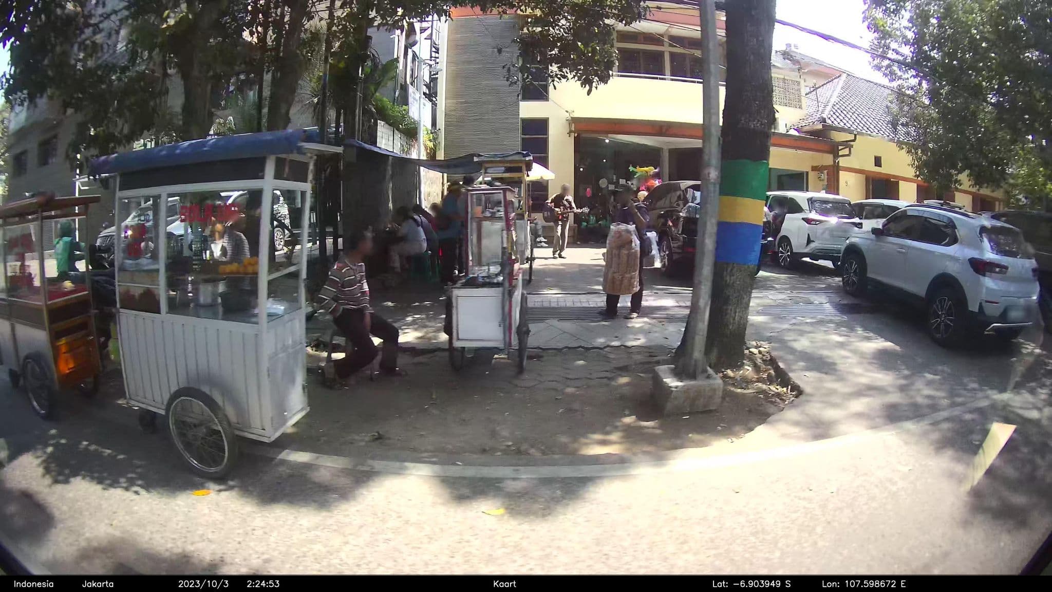 Street view near Tama Boutique Hotel, Bandung