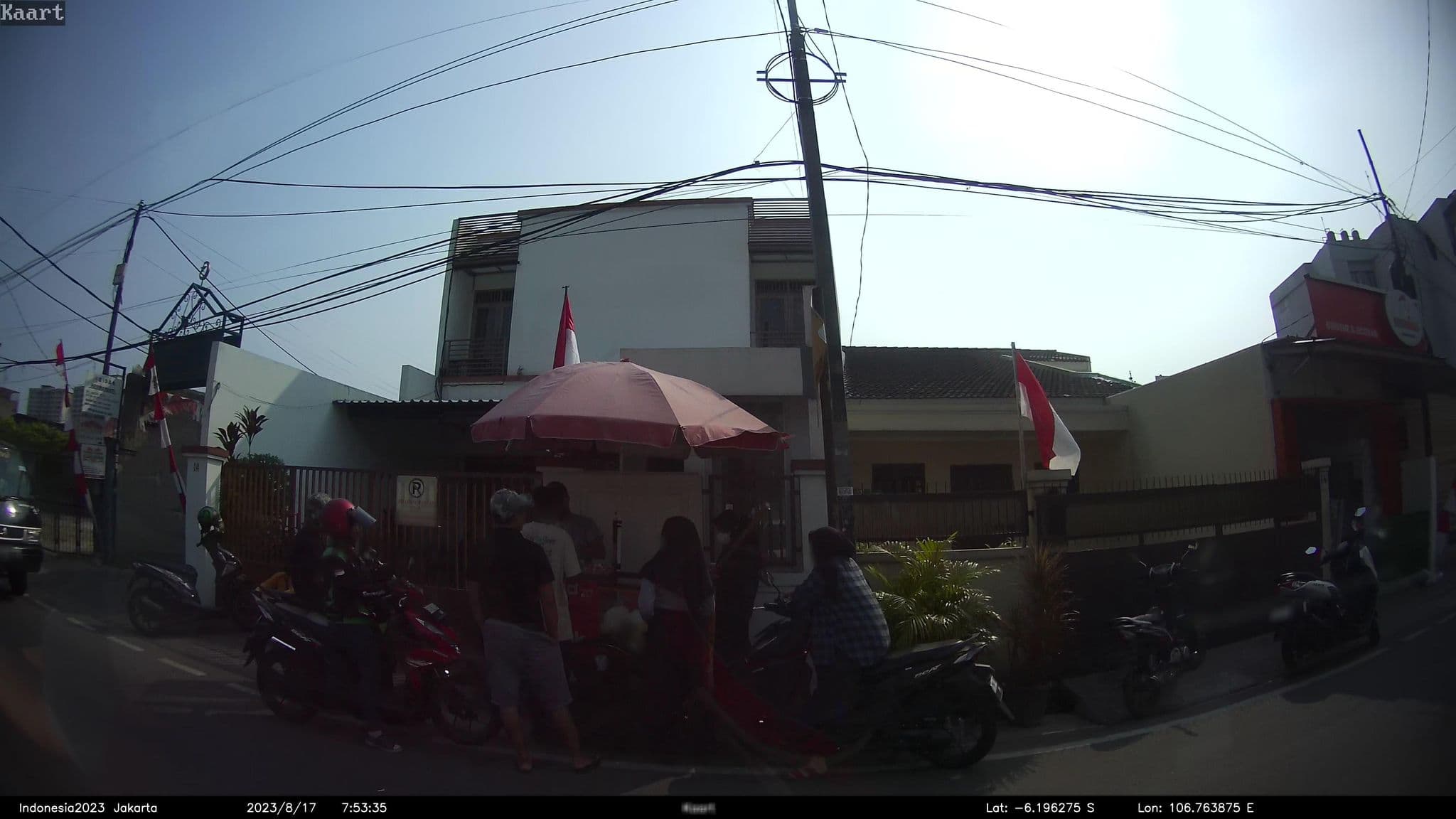 Street view near All Nite & Day Hotel Kebon Jeruk, Ciputat — © kaart_2 (CC BY-SA · Mapillary)
