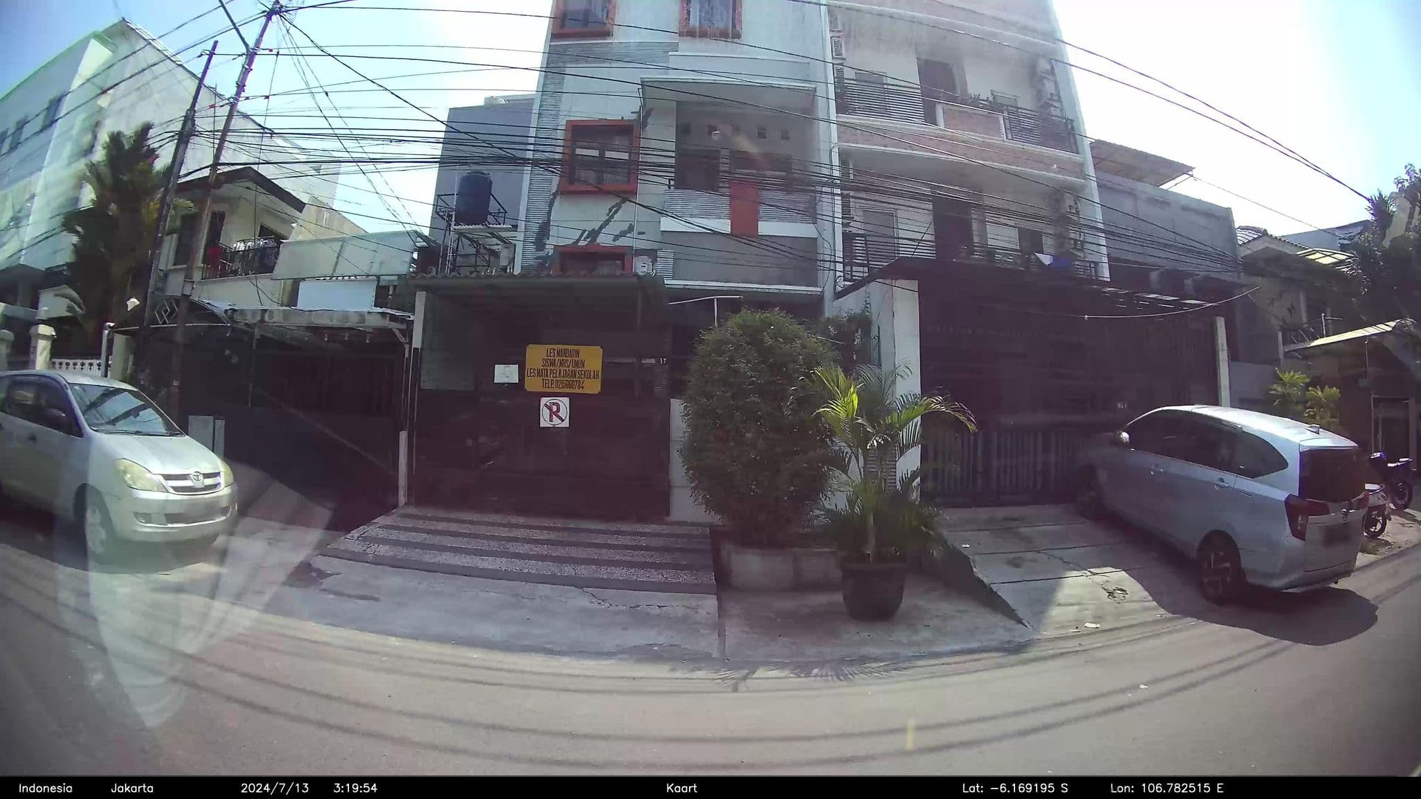 Street view near Kost Duren Inn, Jakarta — © kaart_3 (CC BY-SA · Mapillary)