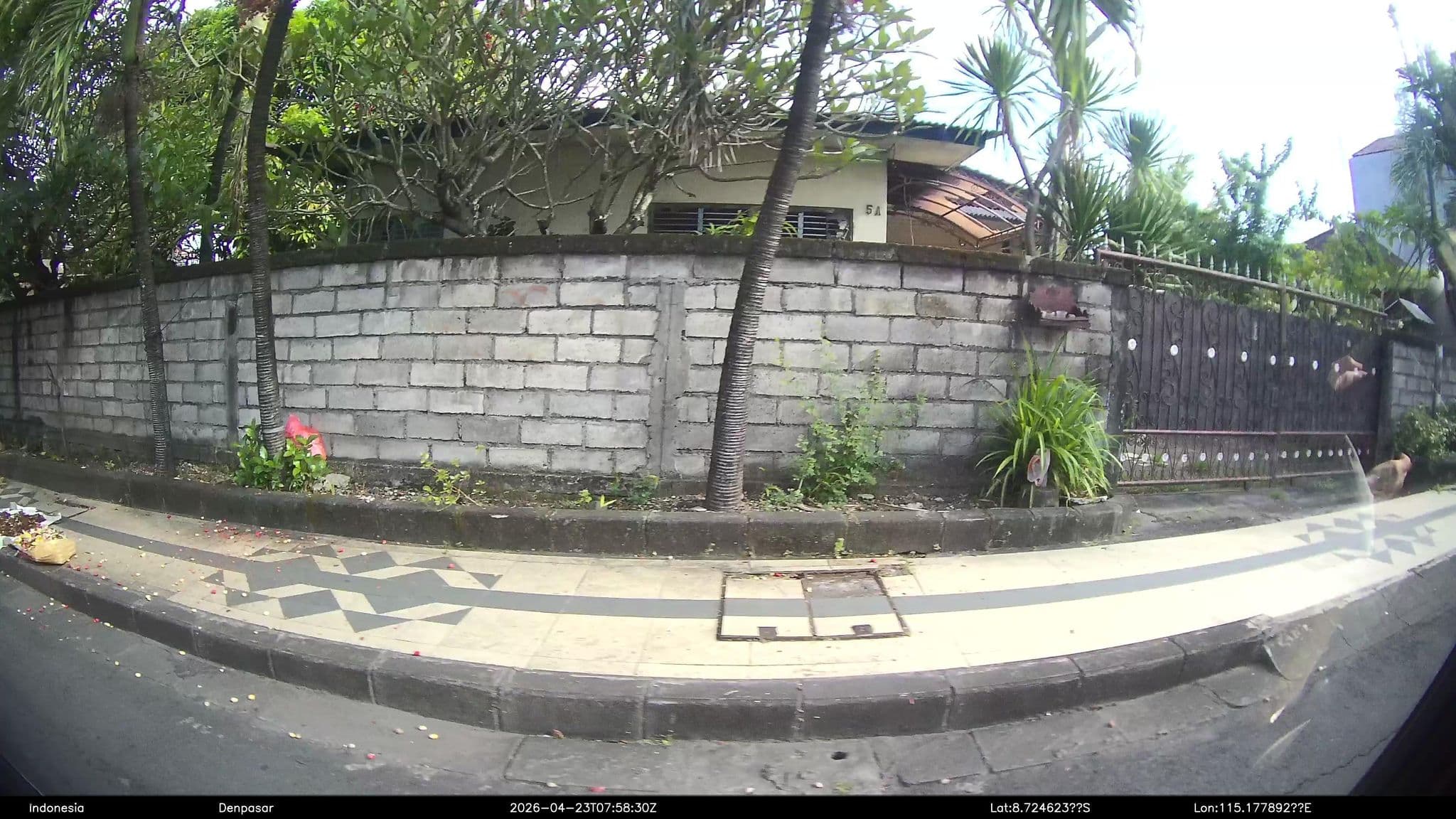 Street view near Wakbu Guesthouse, Kuta