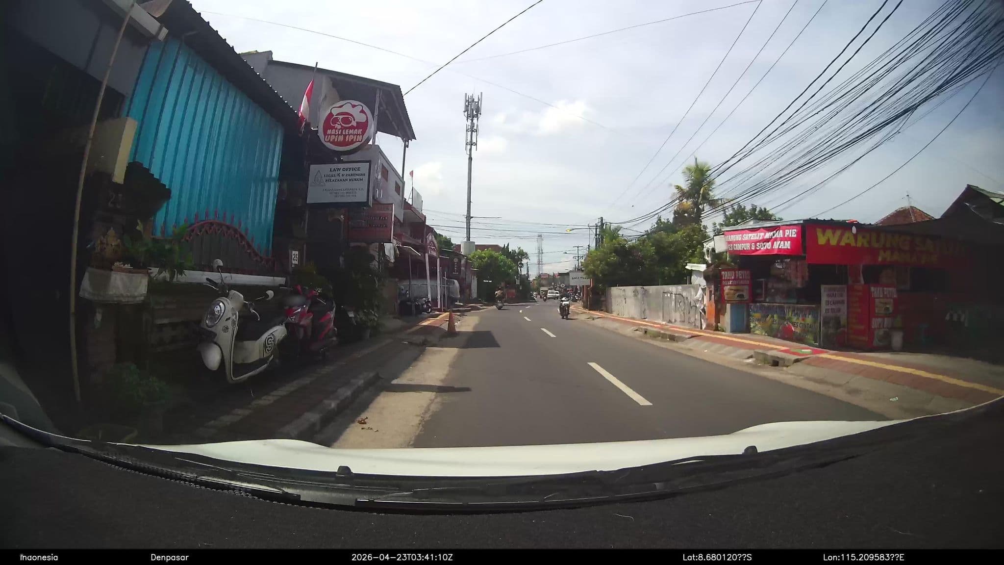 Street view near Bali Yuai Mansion Dauh Puri Klod, Denpasar