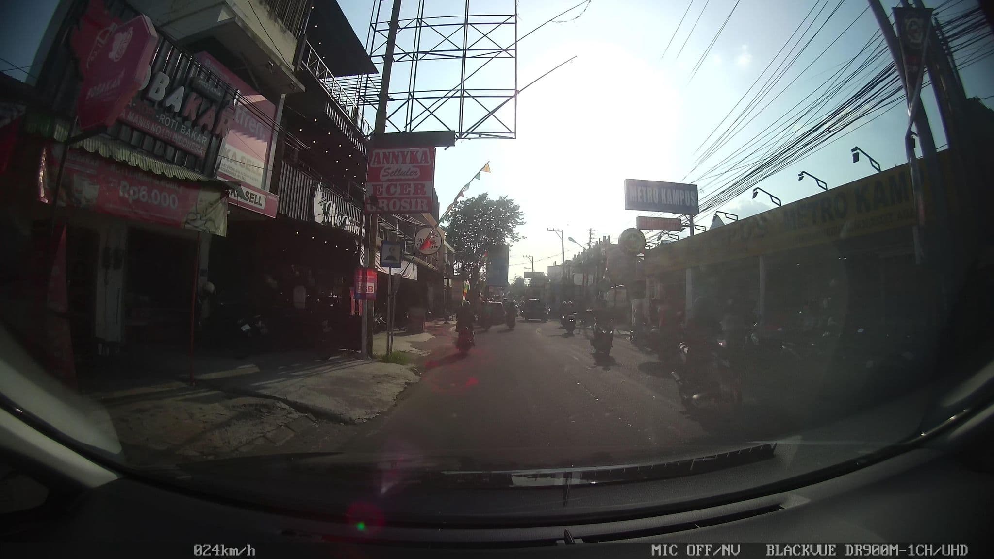 Street view near Complex Yadara Babarsari, Yogyakarta — © kaart5 (CC BY-SA · Mapillary)