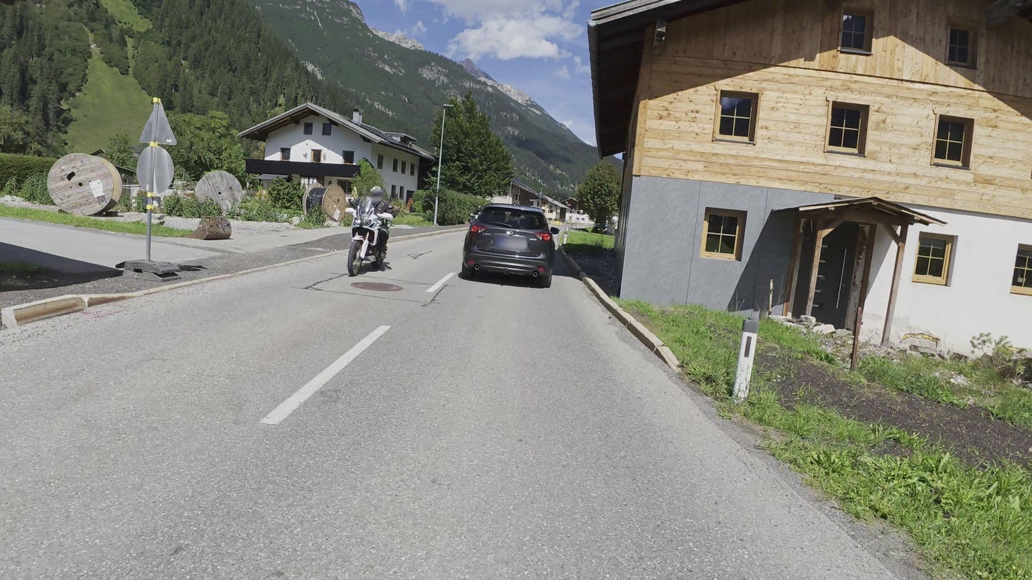 Street view near Anton, Schönwies — © Guzzi_Franze (CC BY-SA · Mapillary)